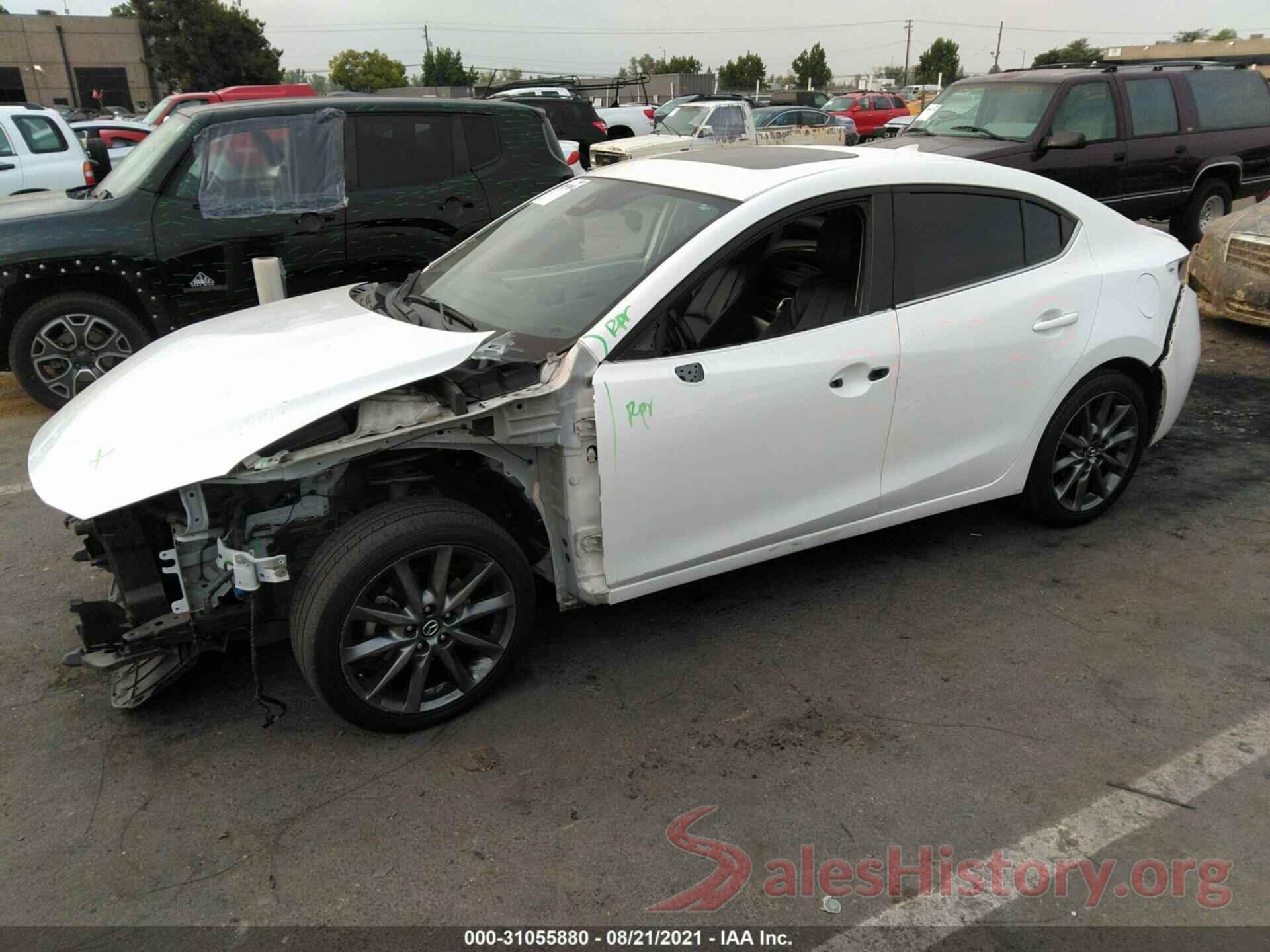 3MZBN1V32JM192133 2018 MAZDA MAZDA3 4-DOOR