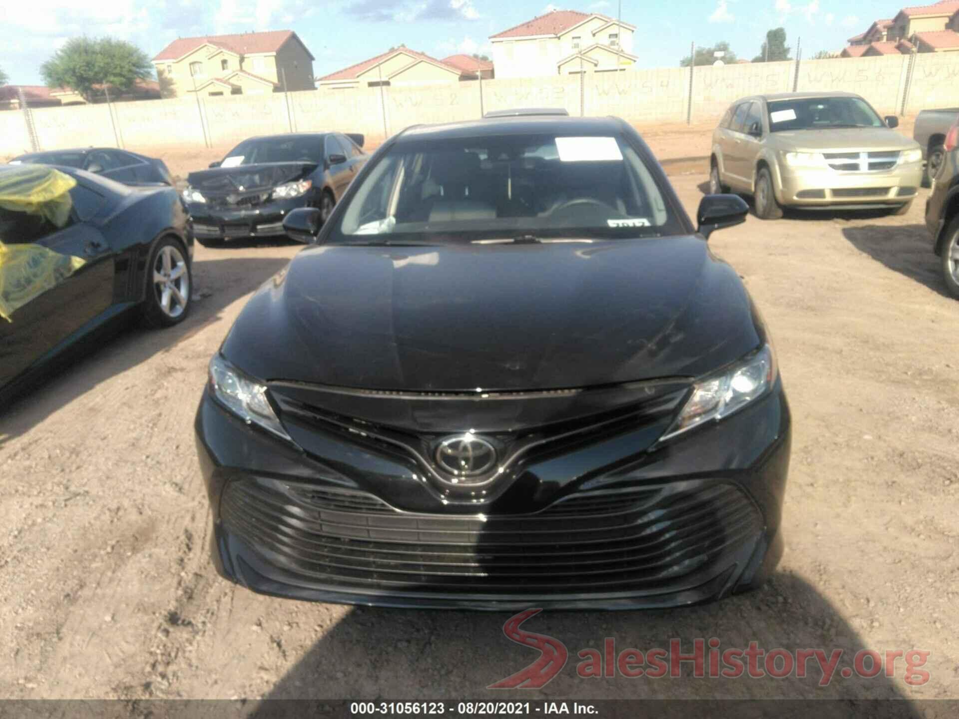 4T1B11HK2JU628276 2018 TOYOTA CAMRY