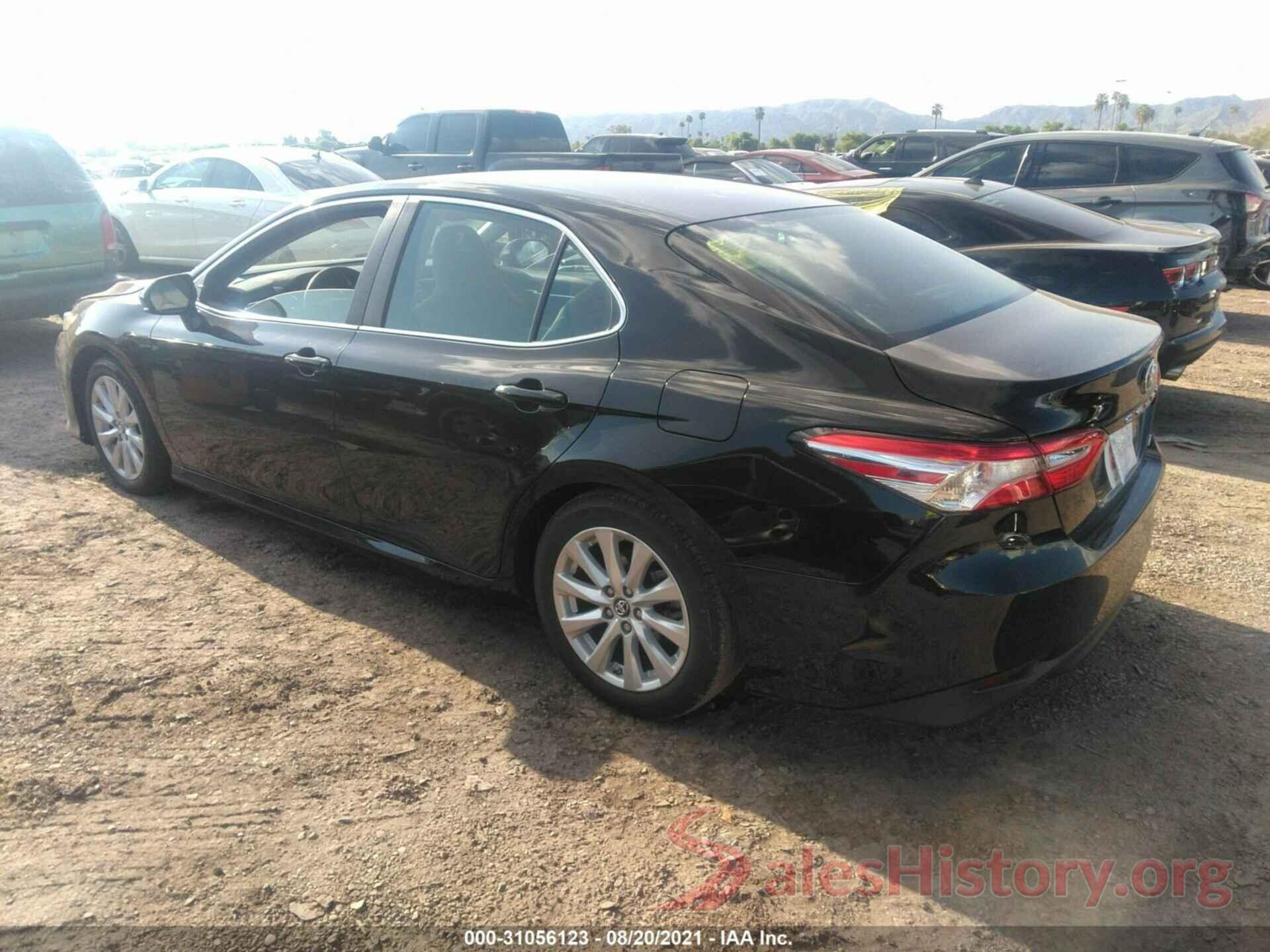 4T1B11HK2JU628276 2018 TOYOTA CAMRY