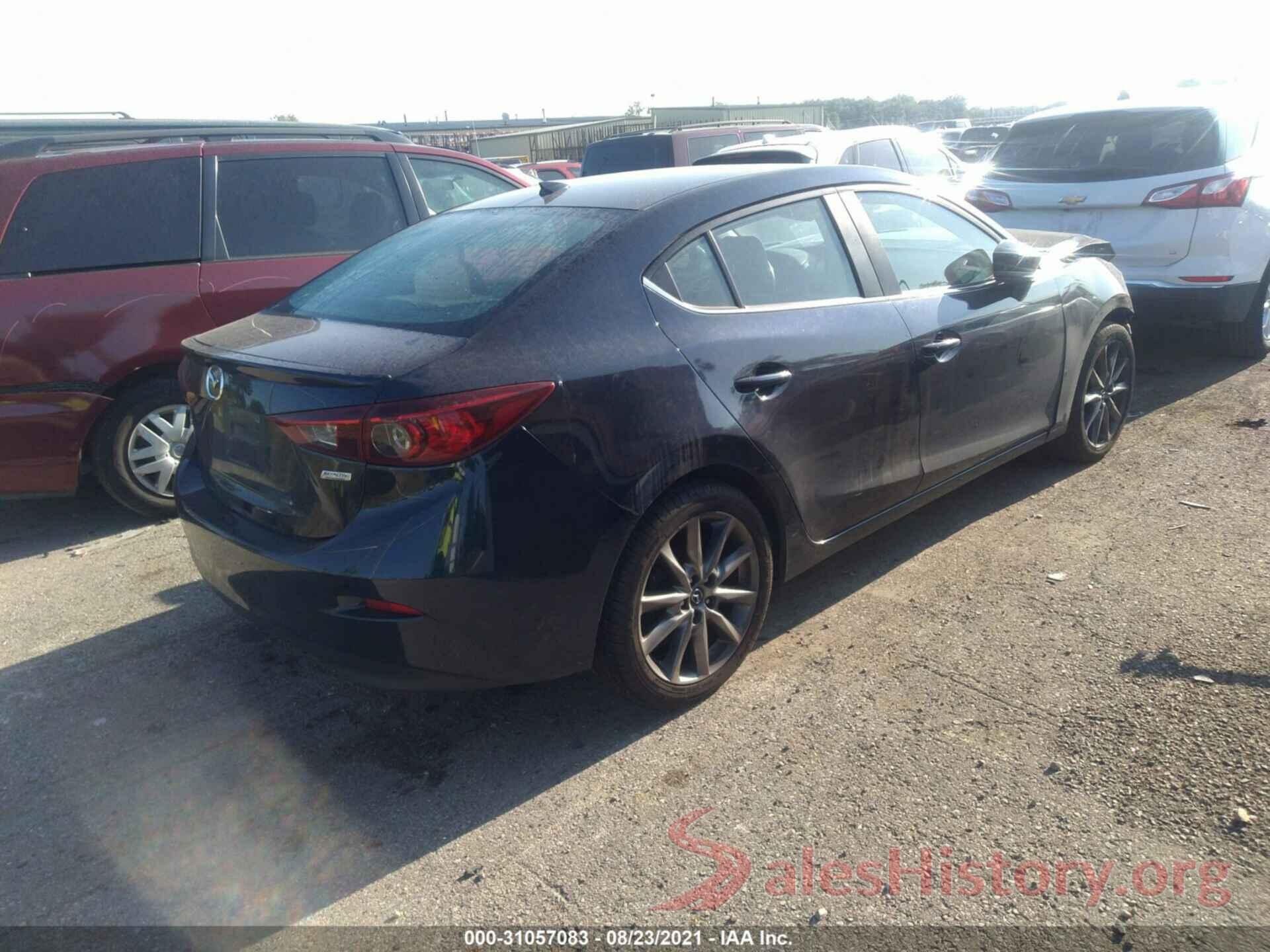 3MZBN1V39JM218453 2018 MAZDA MAZDA3 4-DOOR