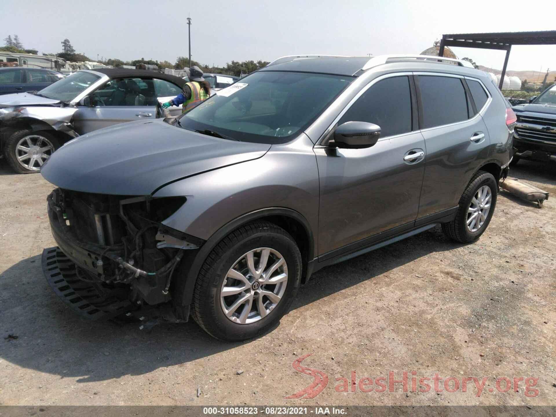 KNMAT2MT0HP568490 2017 NISSAN ROGUE