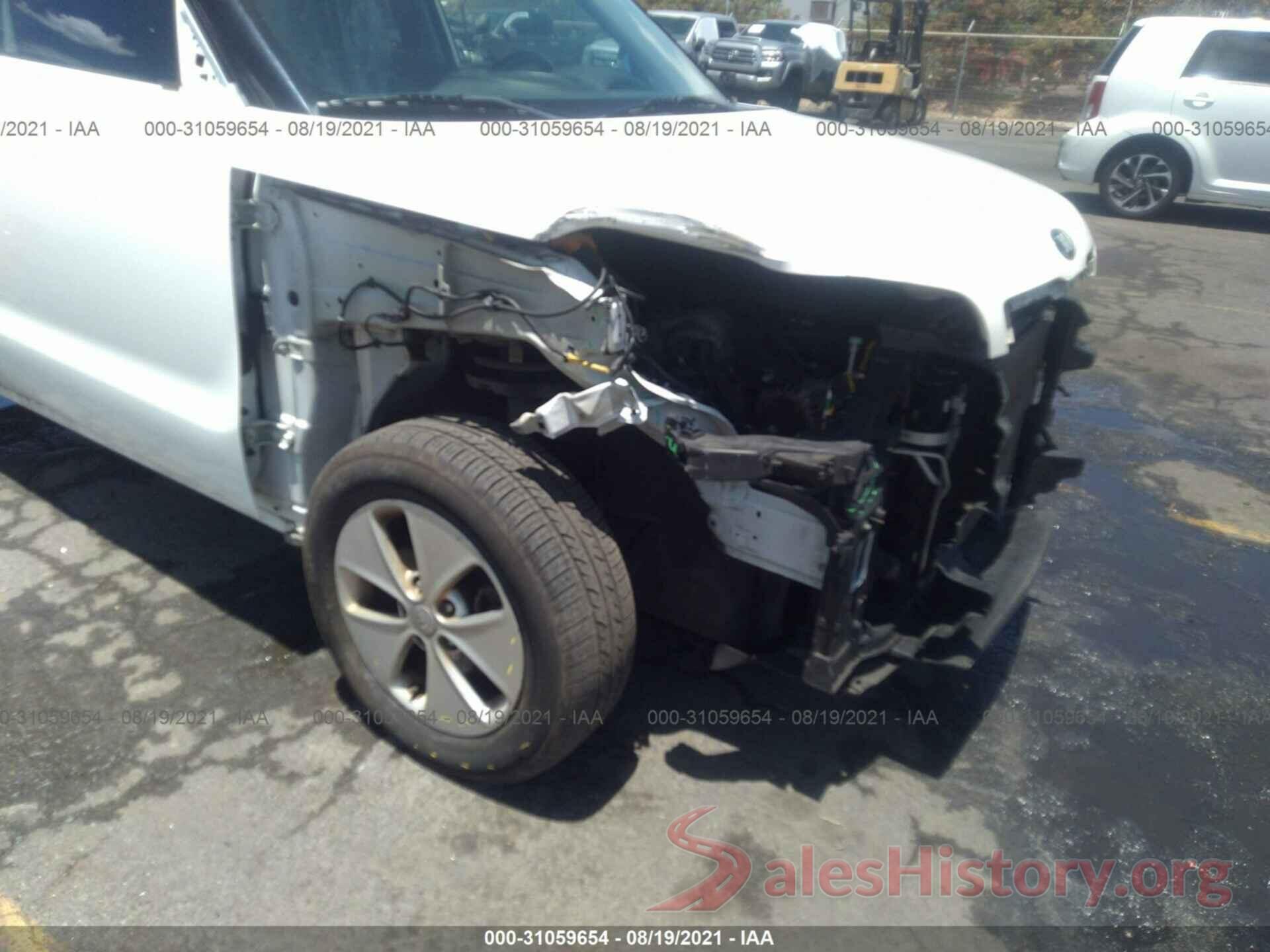 KNDJN2A22G7324425 2016 KIA SOUL