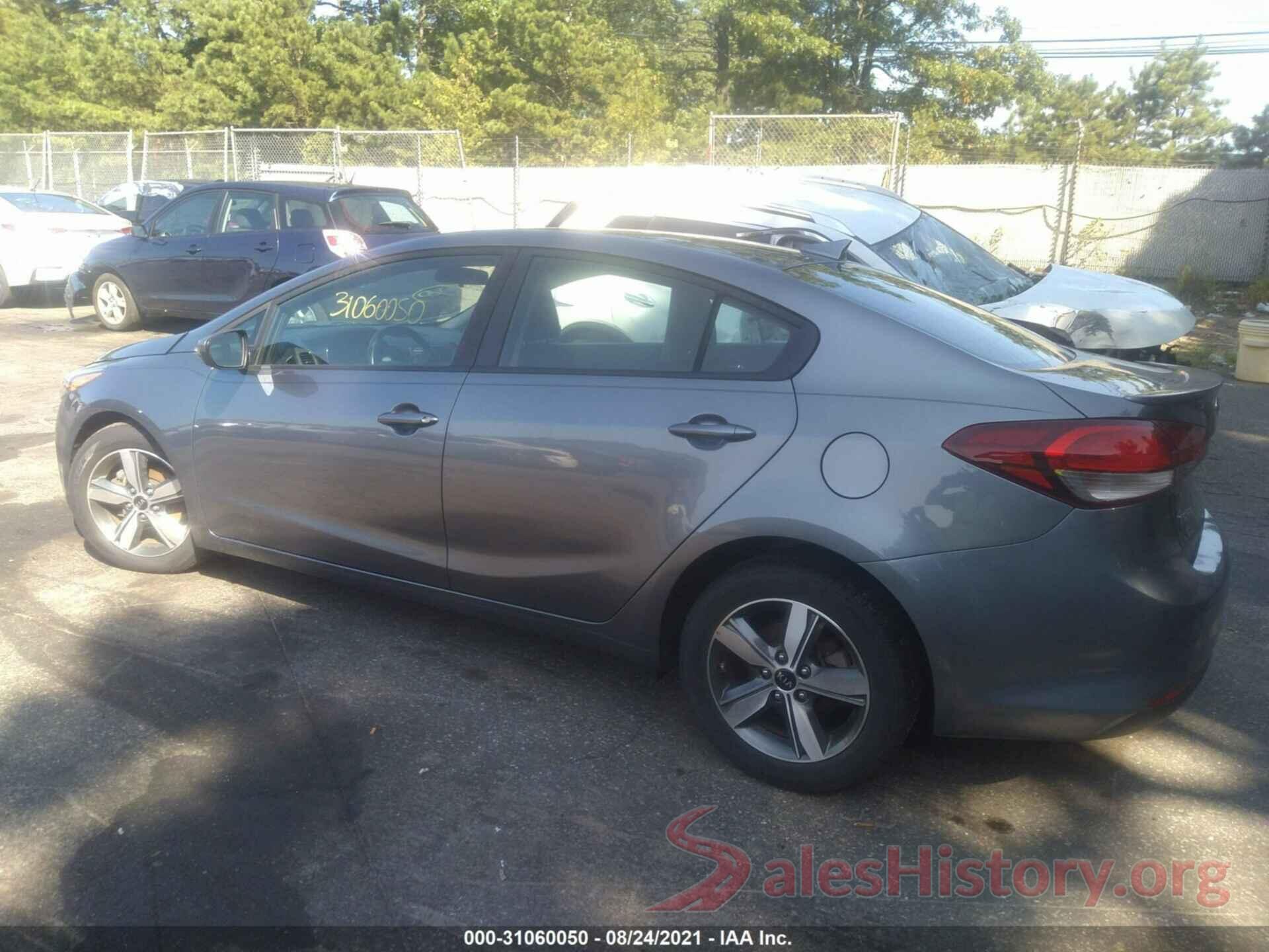 3KPFL4A70JE208103 2018 KIA FORTE