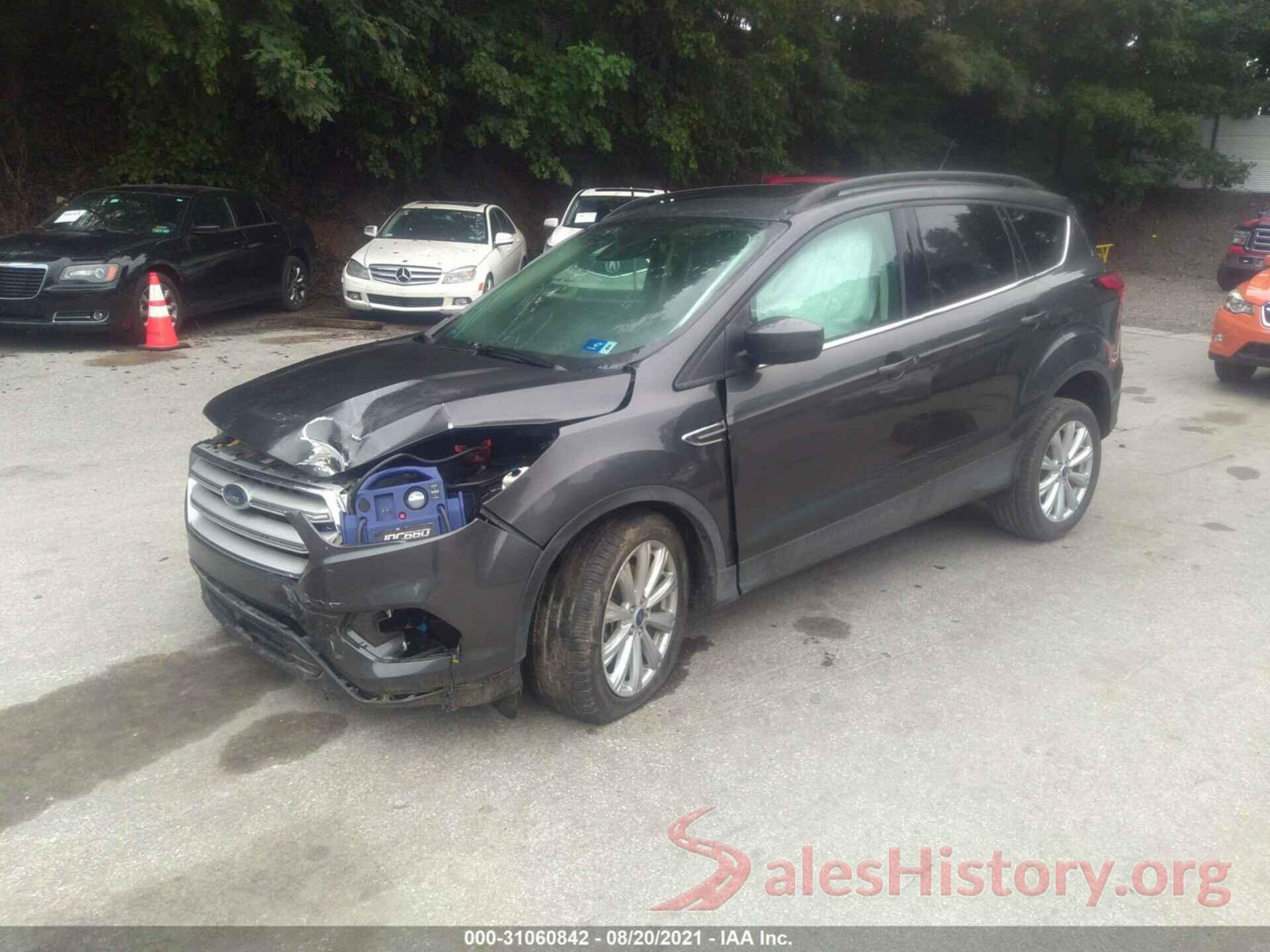 1FMCU9HD6KUB99012 2019 FORD ESCAPE