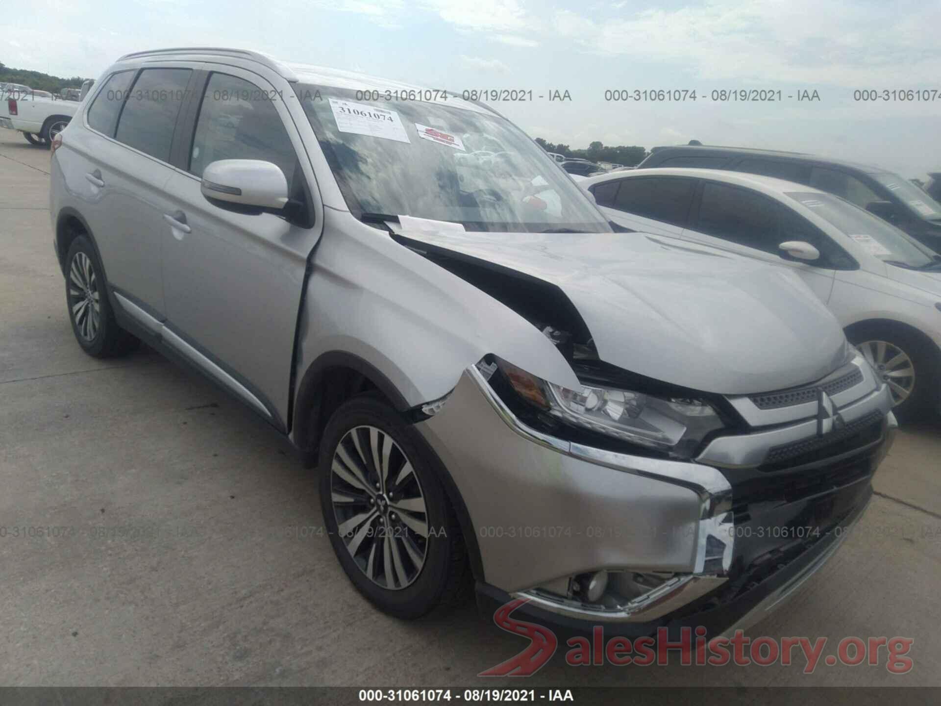 JA4AZ3A38LZ024979 2020 MITSUBISHI OUTLANDER