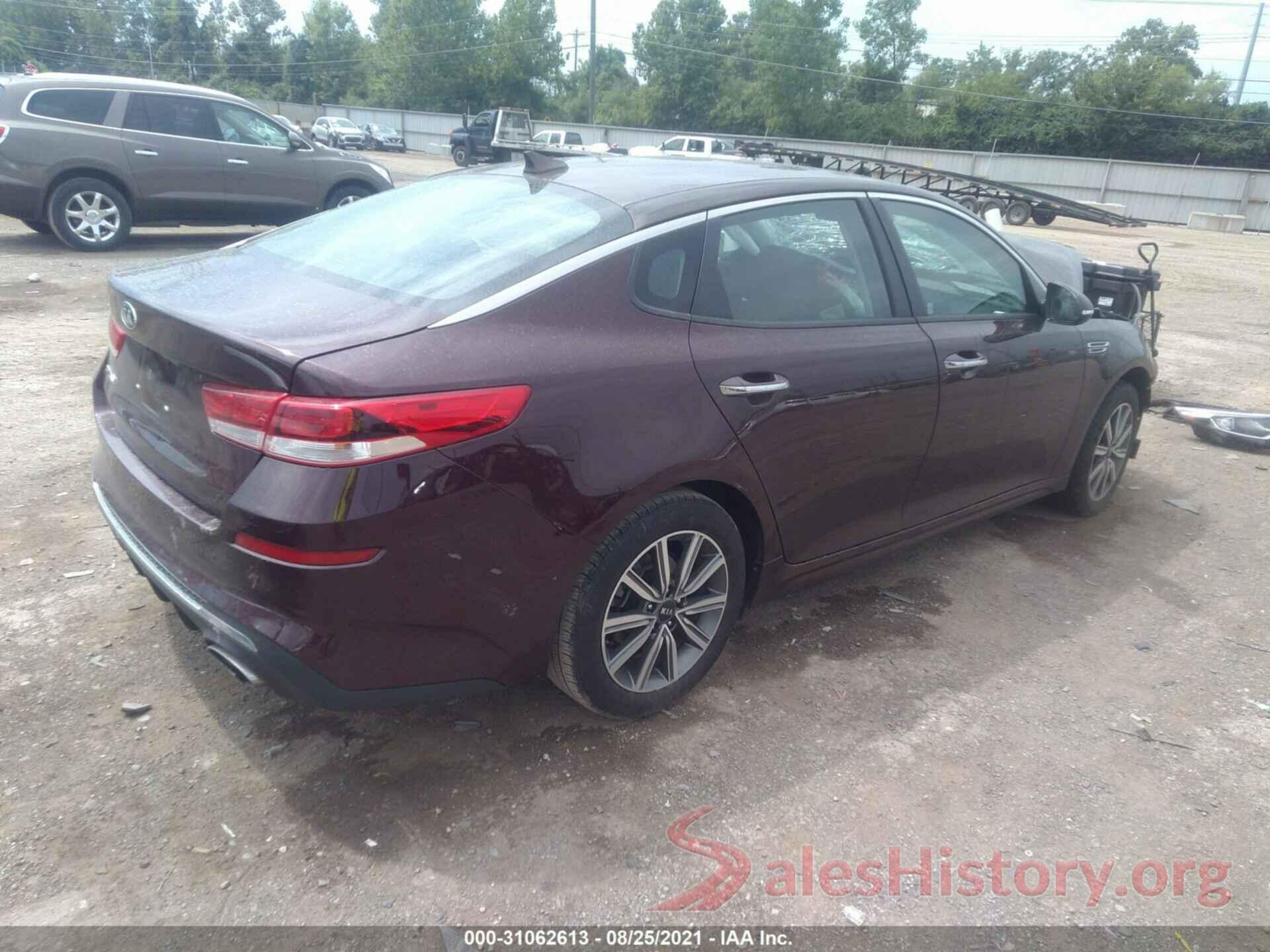 5XXGT4L30KG355612 2019 KIA OPTIMA