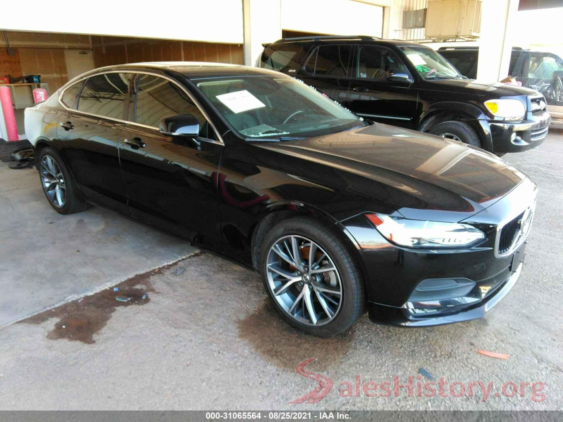 LVY982AK6JP005880 2018 VOLVO S90