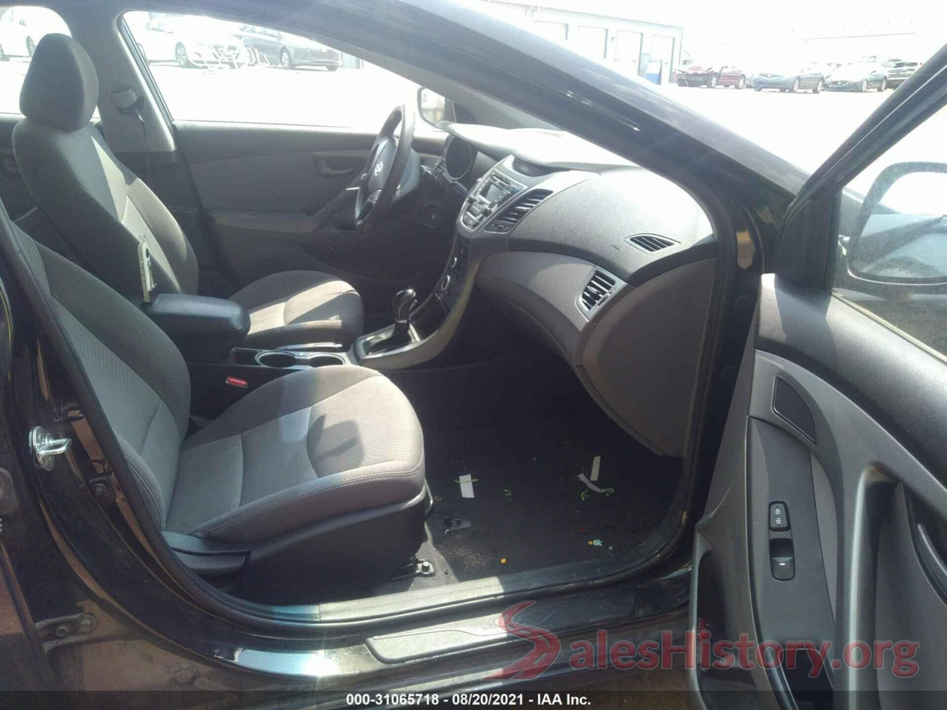 5NPDH4AE9GH694650 2016 HYUNDAI ELANTRA