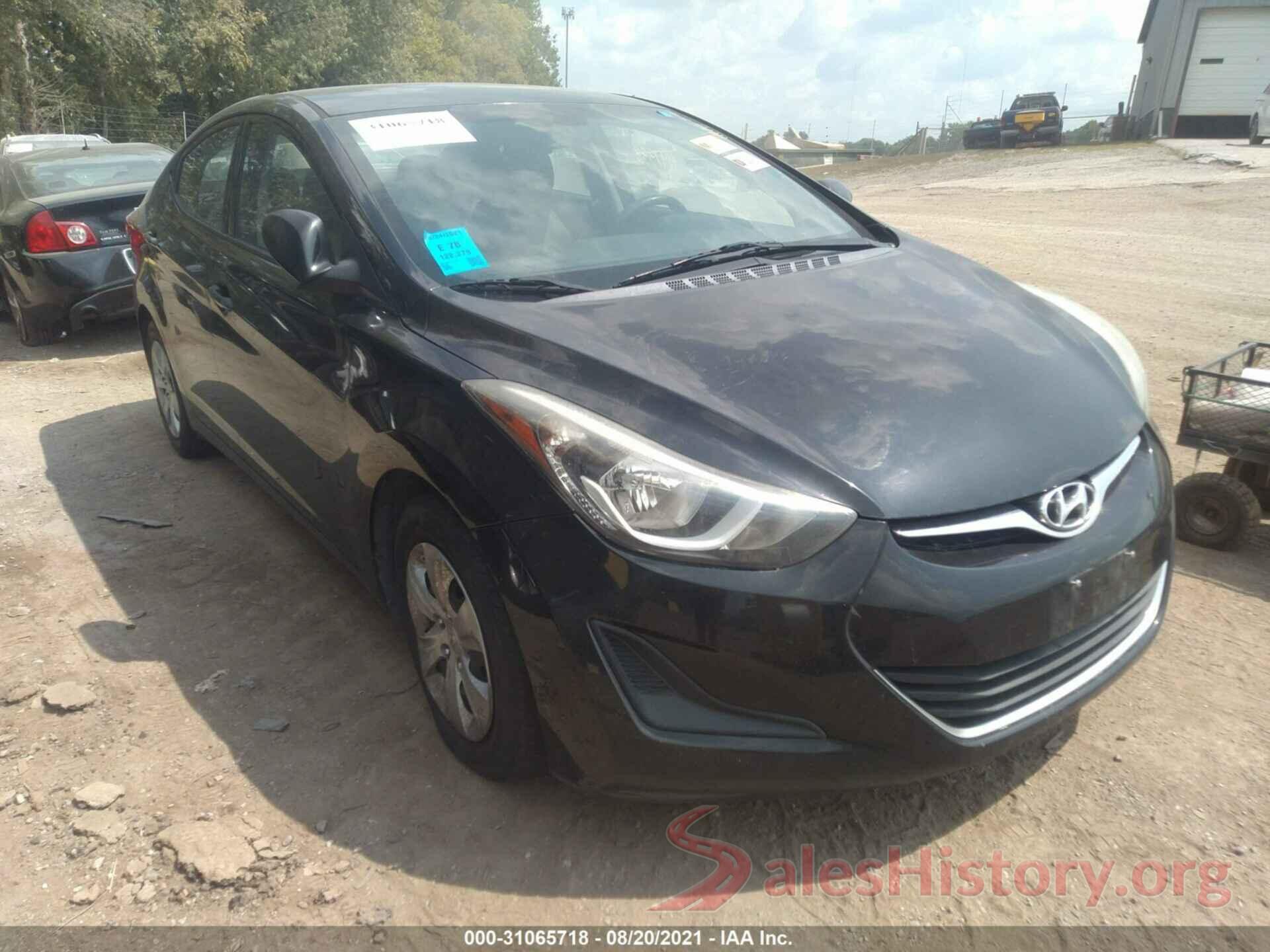 5NPDH4AE9GH694650 2016 HYUNDAI ELANTRA