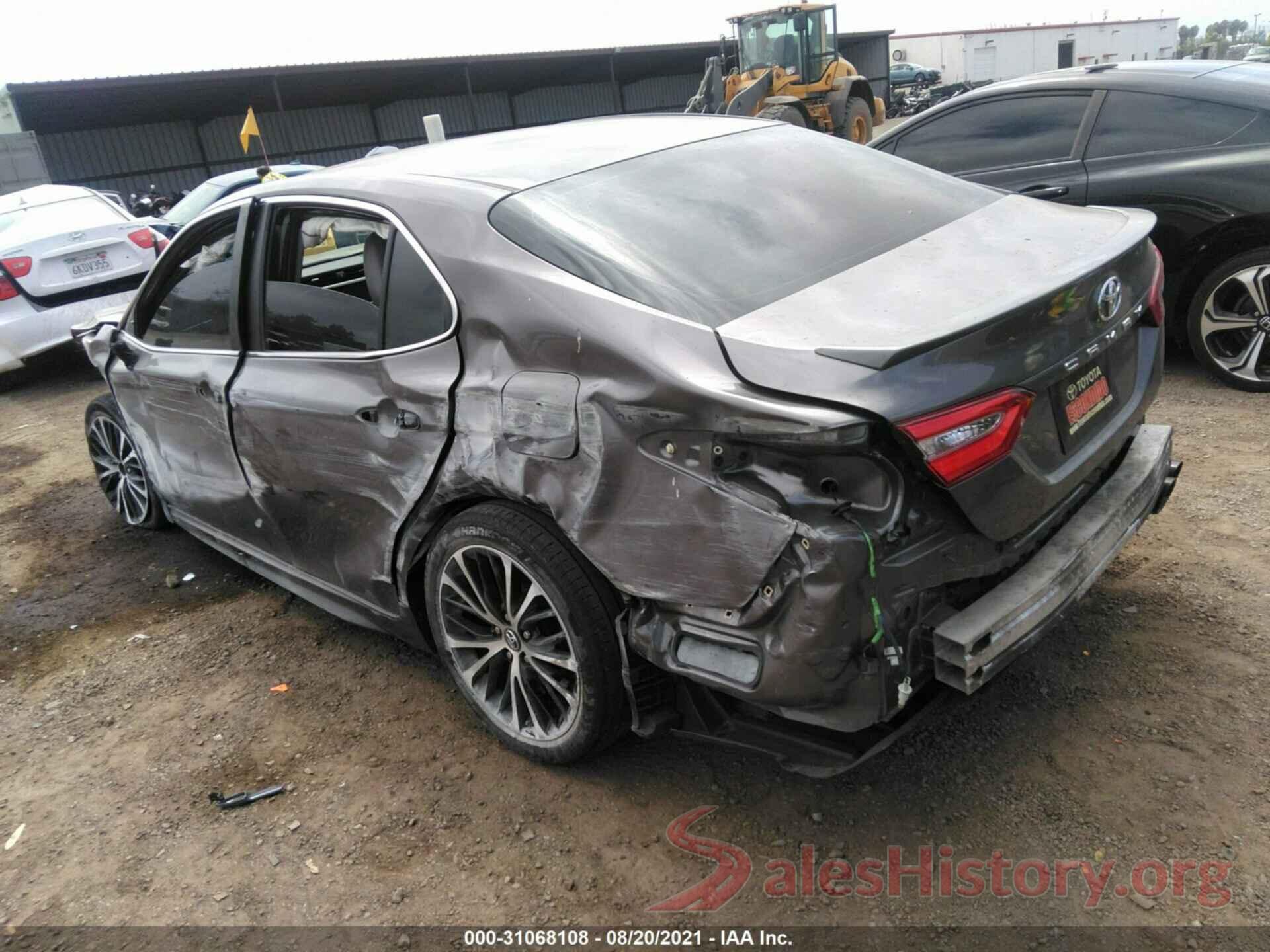 4T1B11HK8JU123312 2018 TOYOTA CAMRY