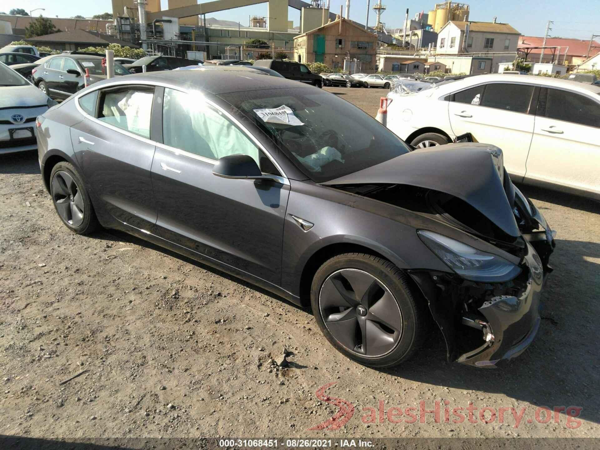 5YJ3E1EB3JF134826 2018 TESLA MODEL 3