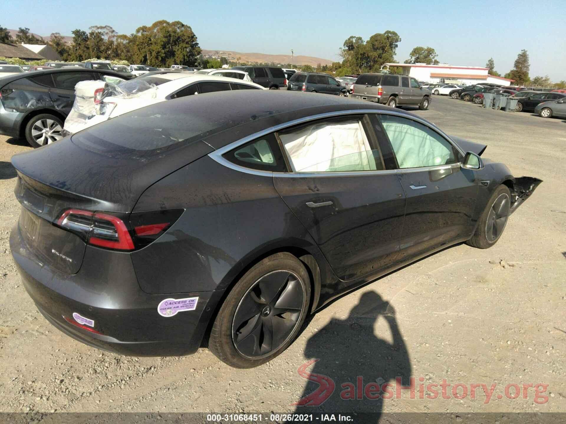 5YJ3E1EB3JF134826 2018 TESLA MODEL 3