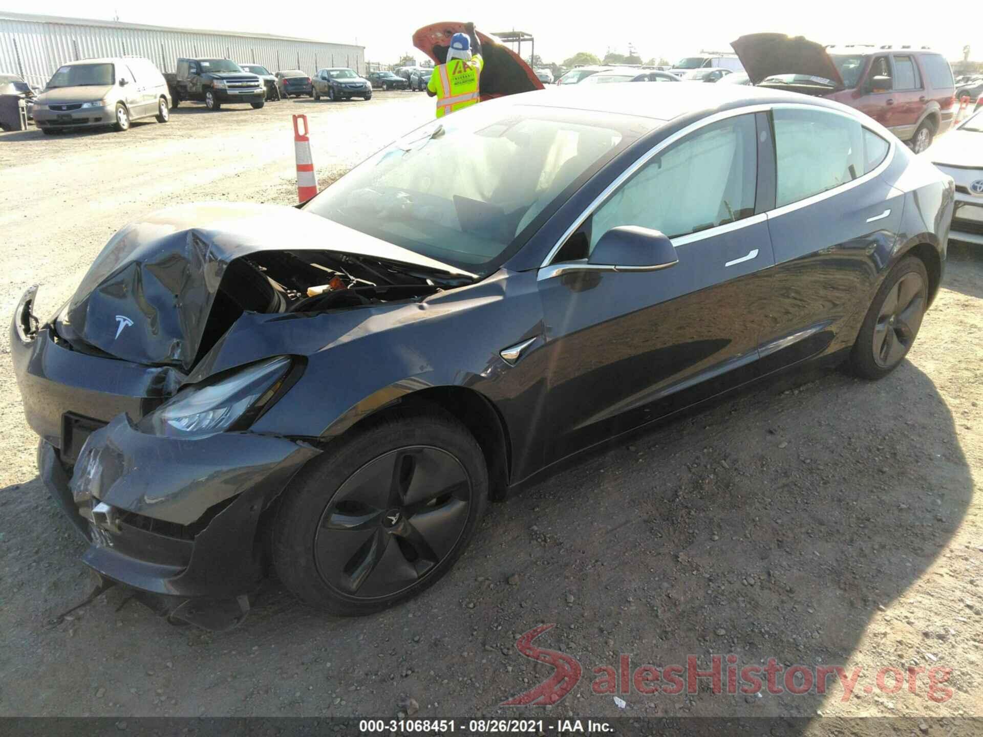 5YJ3E1EB3JF134826 2018 TESLA MODEL 3