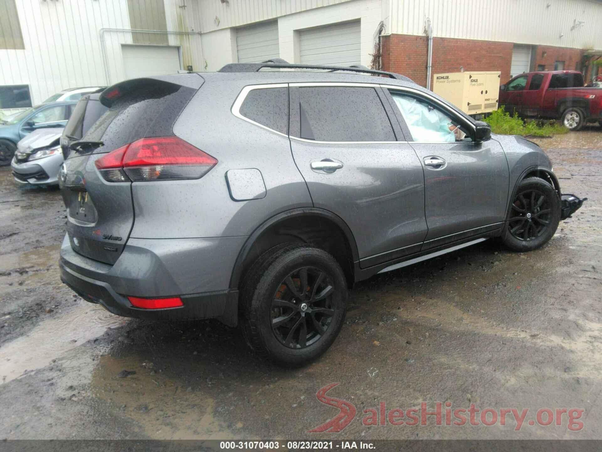 5N1AT2MVXJC797432 2018 NISSAN ROGUE