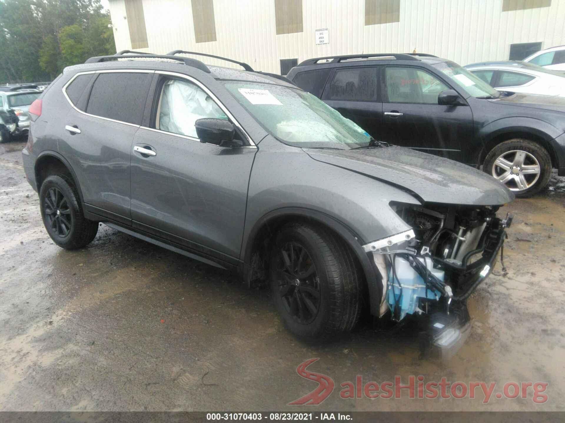 5N1AT2MVXJC797432 2018 NISSAN ROGUE