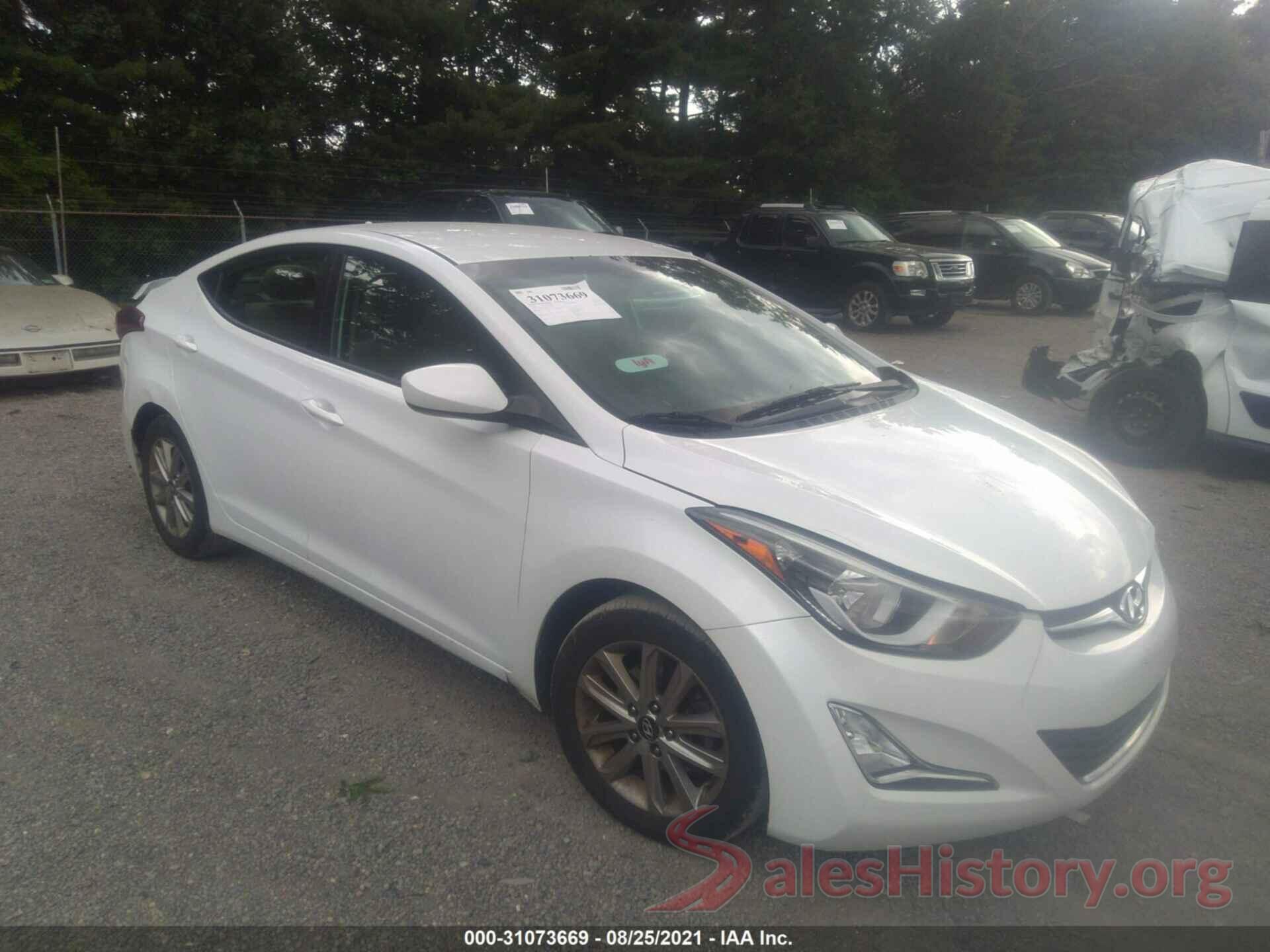 5NPDH4AE0GH699915 2016 HYUNDAI ELANTRA