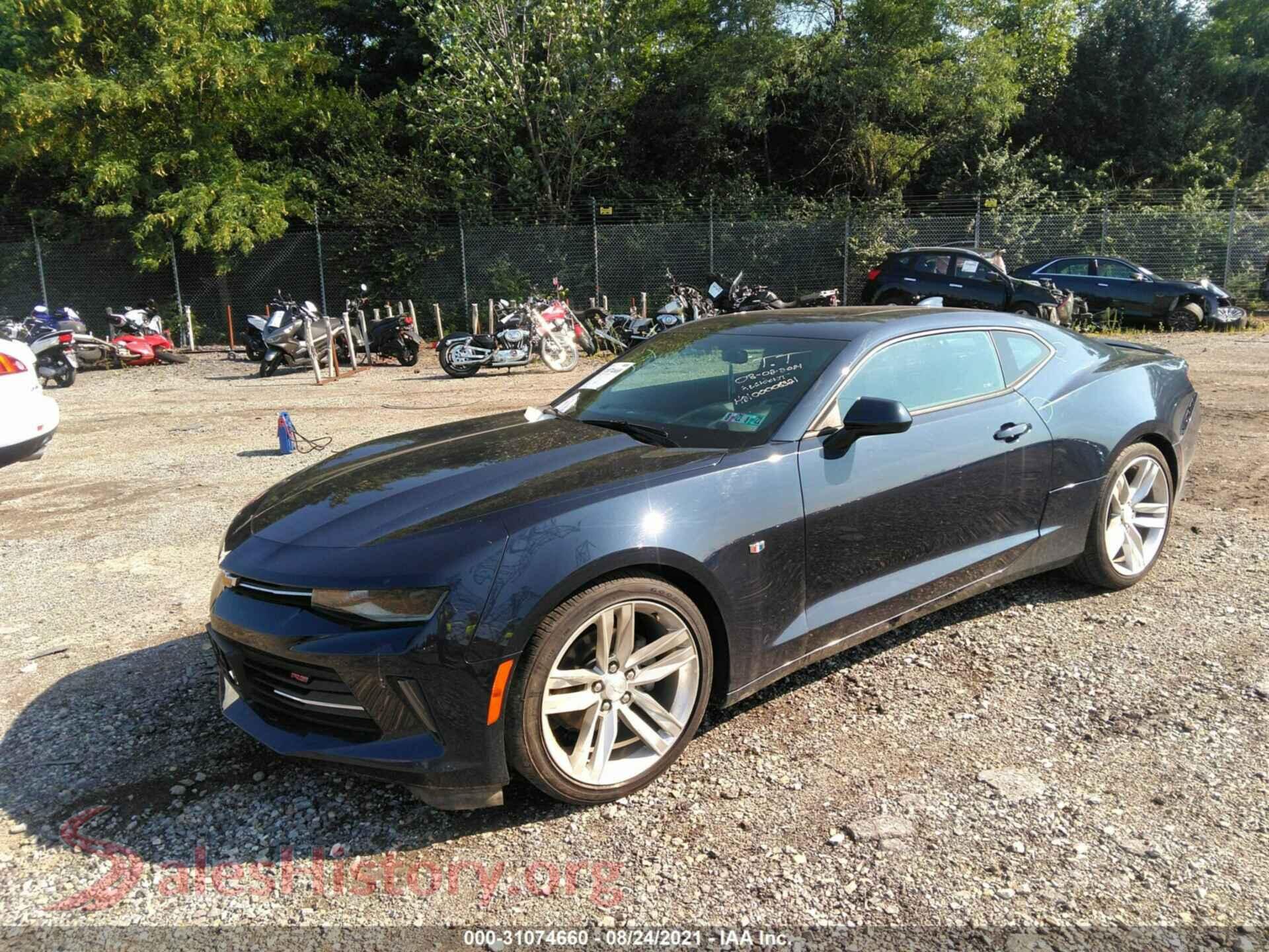 2016 CHEVROLET CAMARO VIN 1G1FC1RS9G0155189, front view