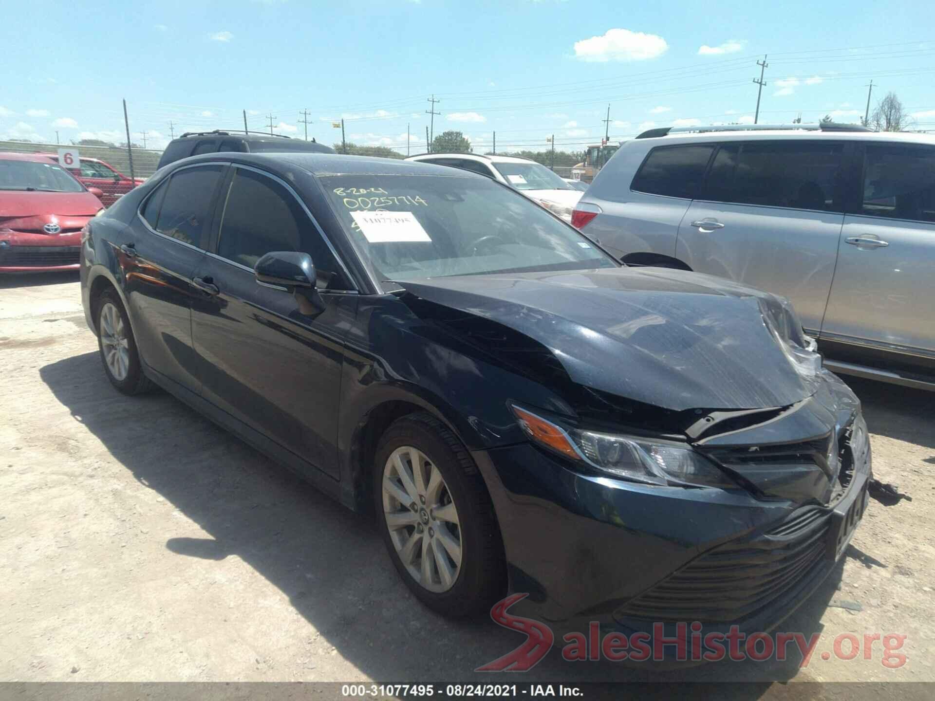 4T1B11HK1JU572833 2018 TOYOTA CAMRY