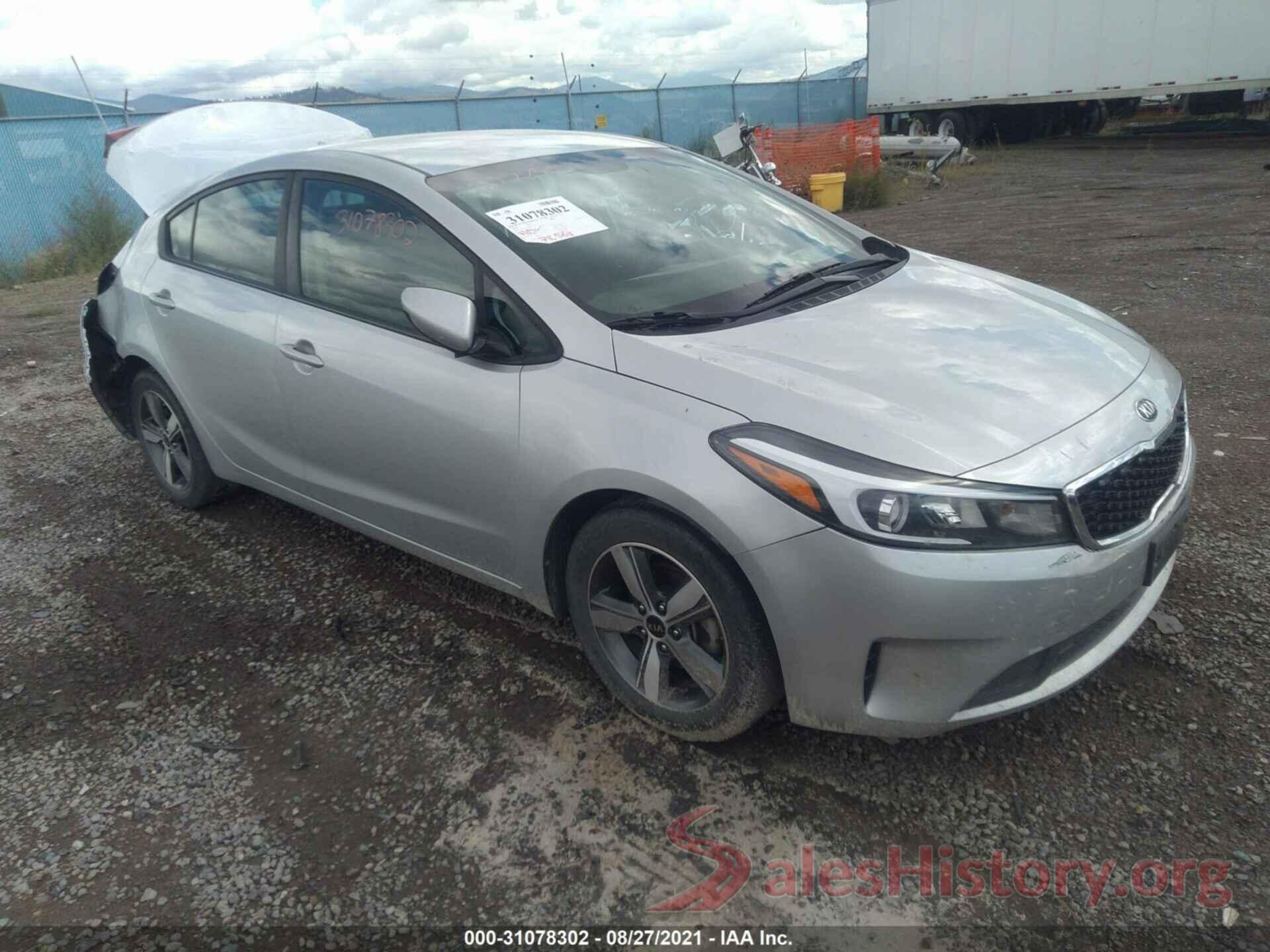 3KPFL4A78JE167297 2018 KIA FORTE