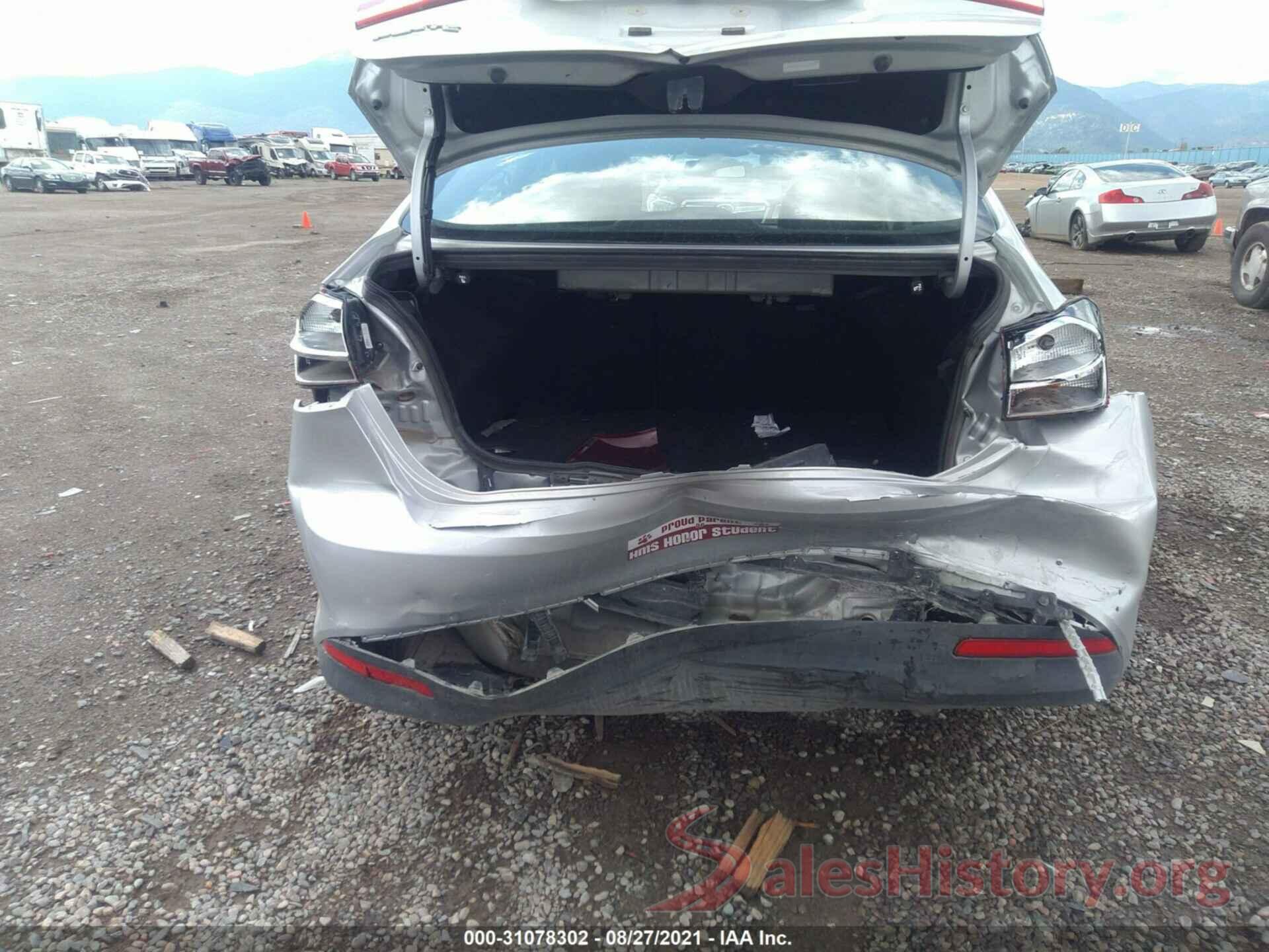 3KPFL4A78JE167297 2018 KIA FORTE