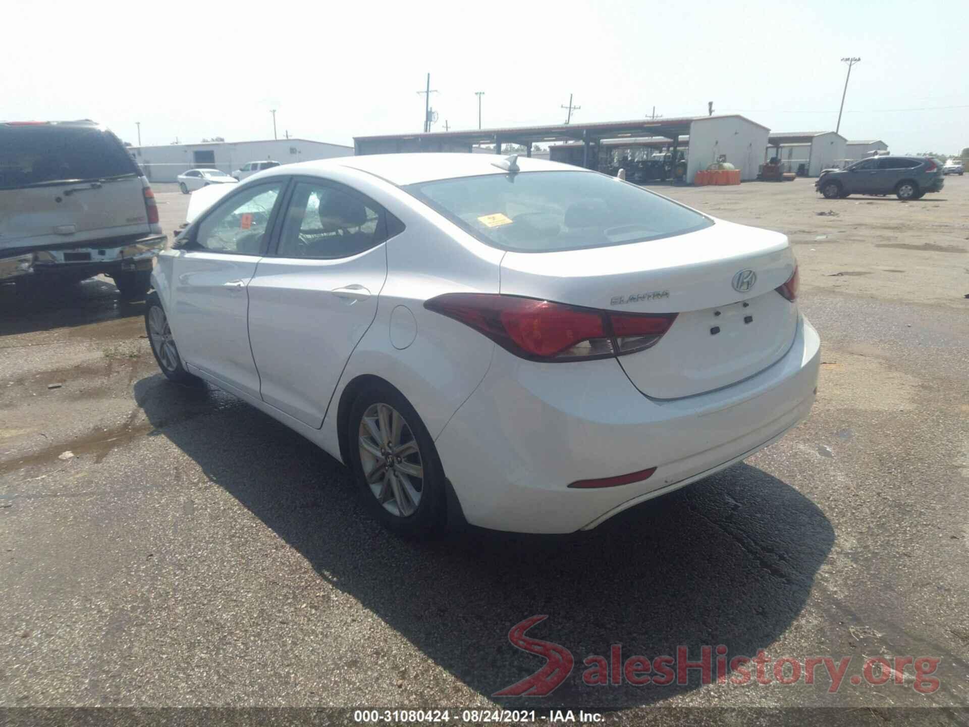 5NPDH4AE8GH659016 2016 HYUNDAI ELANTRA