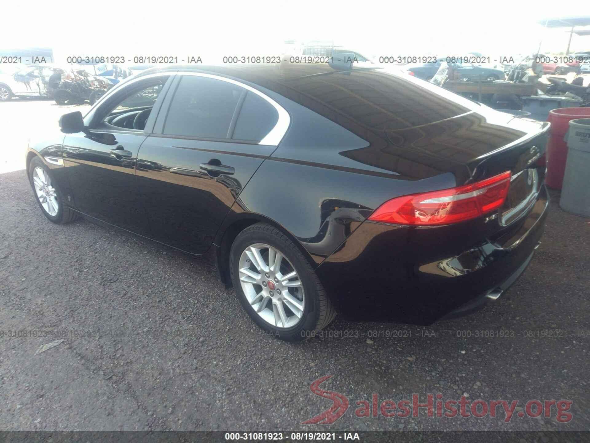 SAJAD4FX6JCP25723 2018 JAGUAR XE