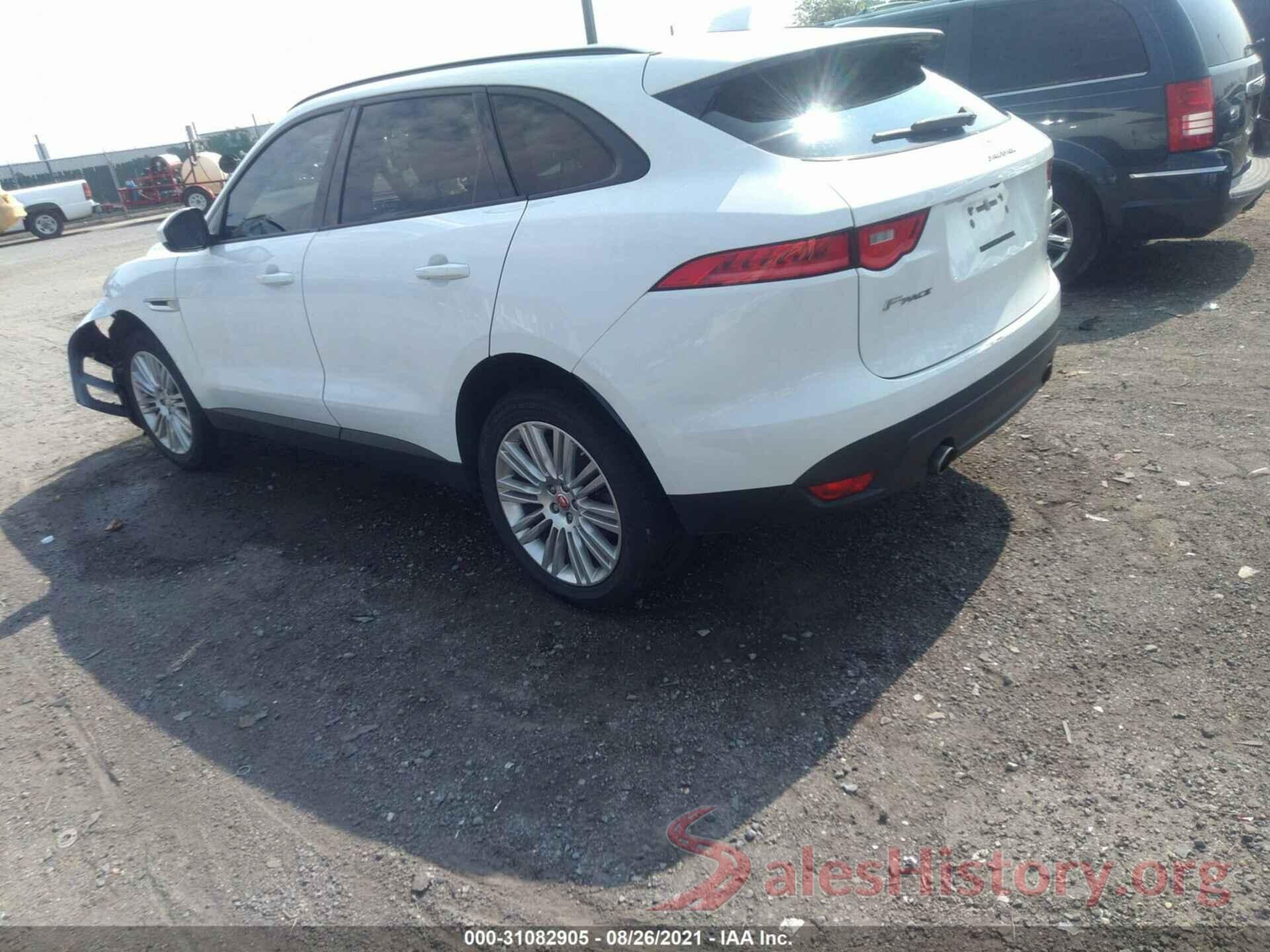 SADCJ2BV7HA065694 2017 JAGUAR F-PACE