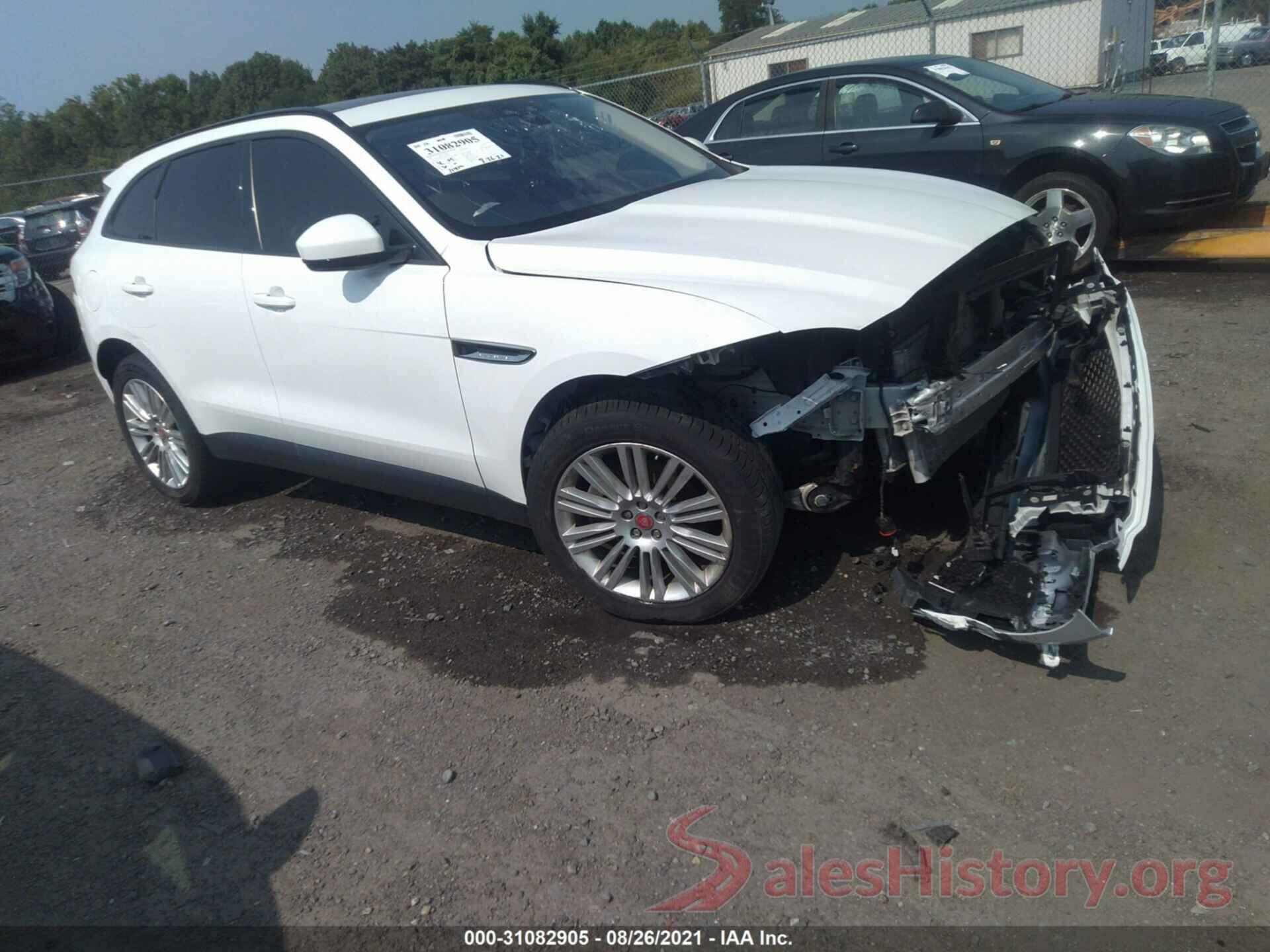 SADCJ2BV7HA065694 2017 JAGUAR F-PACE