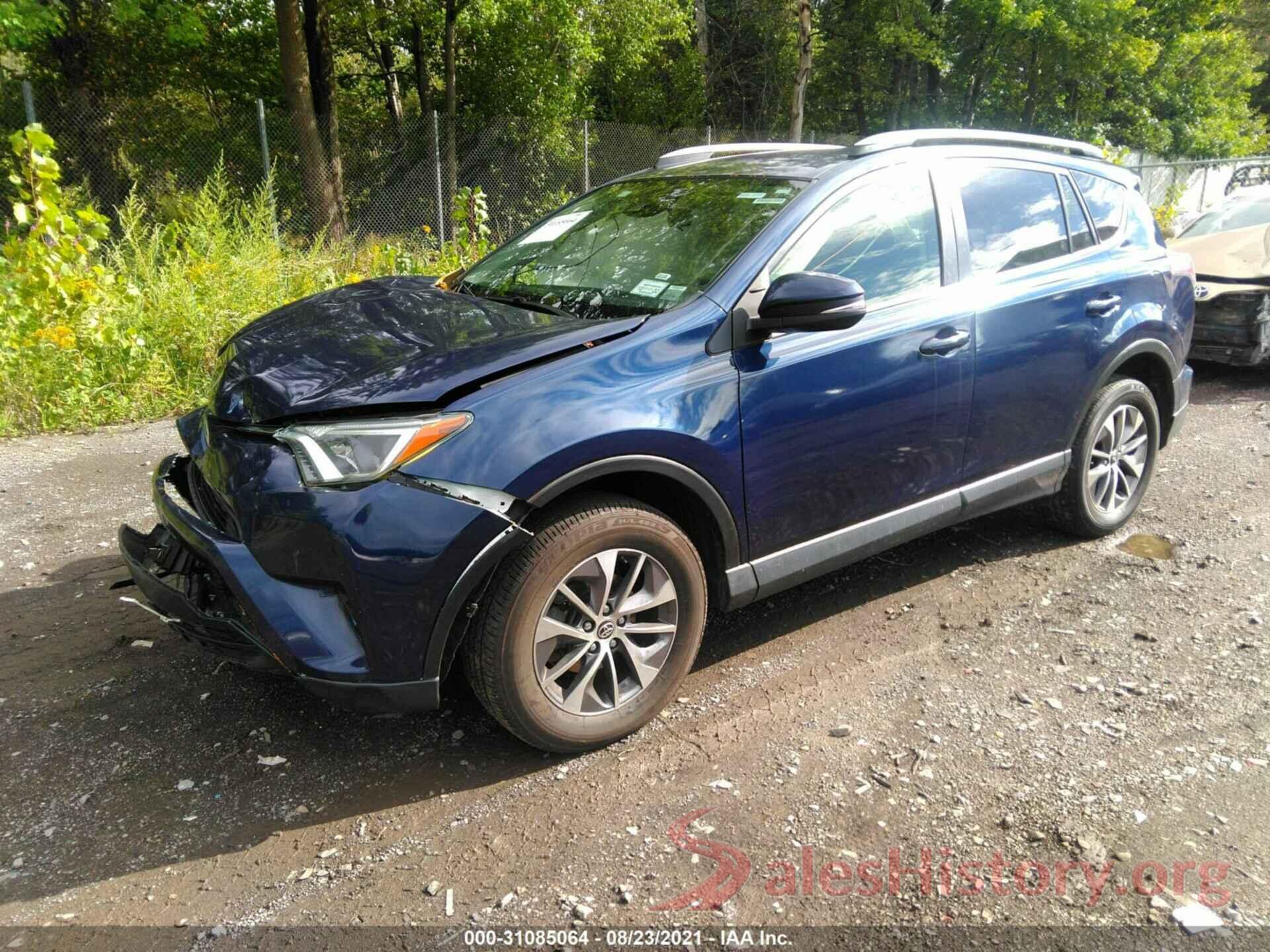 JTMRJREV7JD216662 2018 TOYOTA RAV4