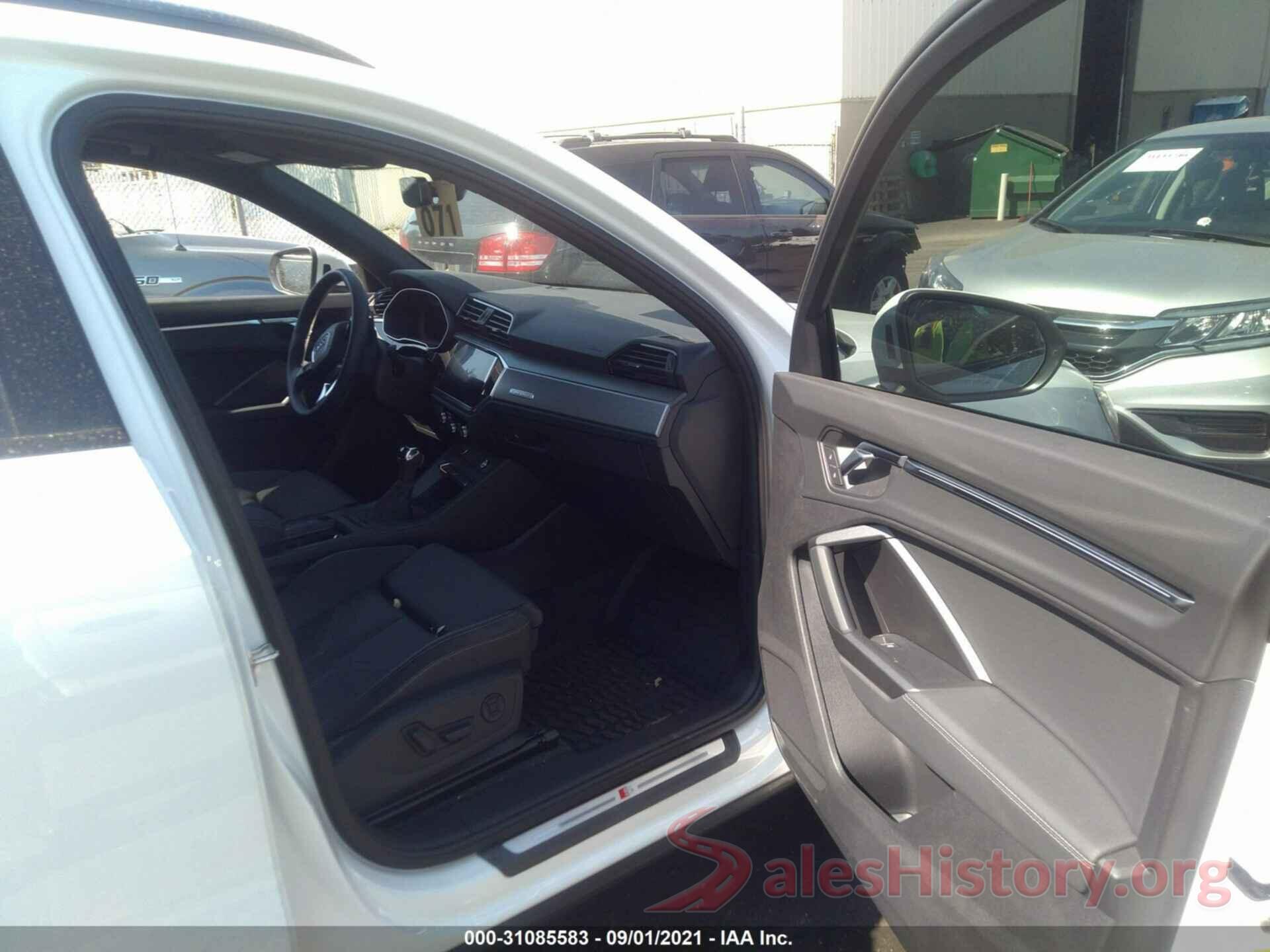 WA1EECF39M1024205 2021 AUDI Q3