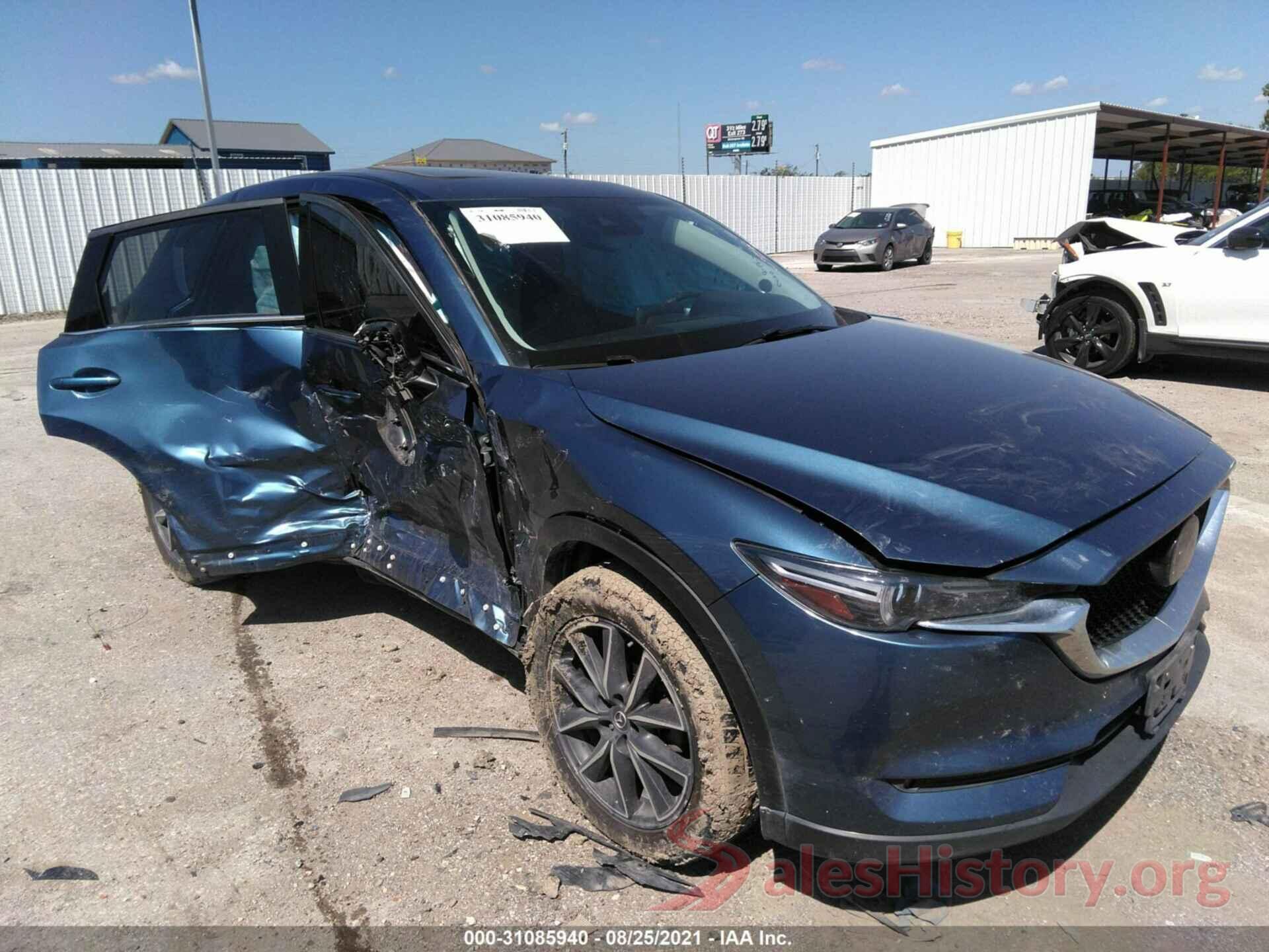 JM3KFBDM6J0327611 2018 MAZDA CX-5