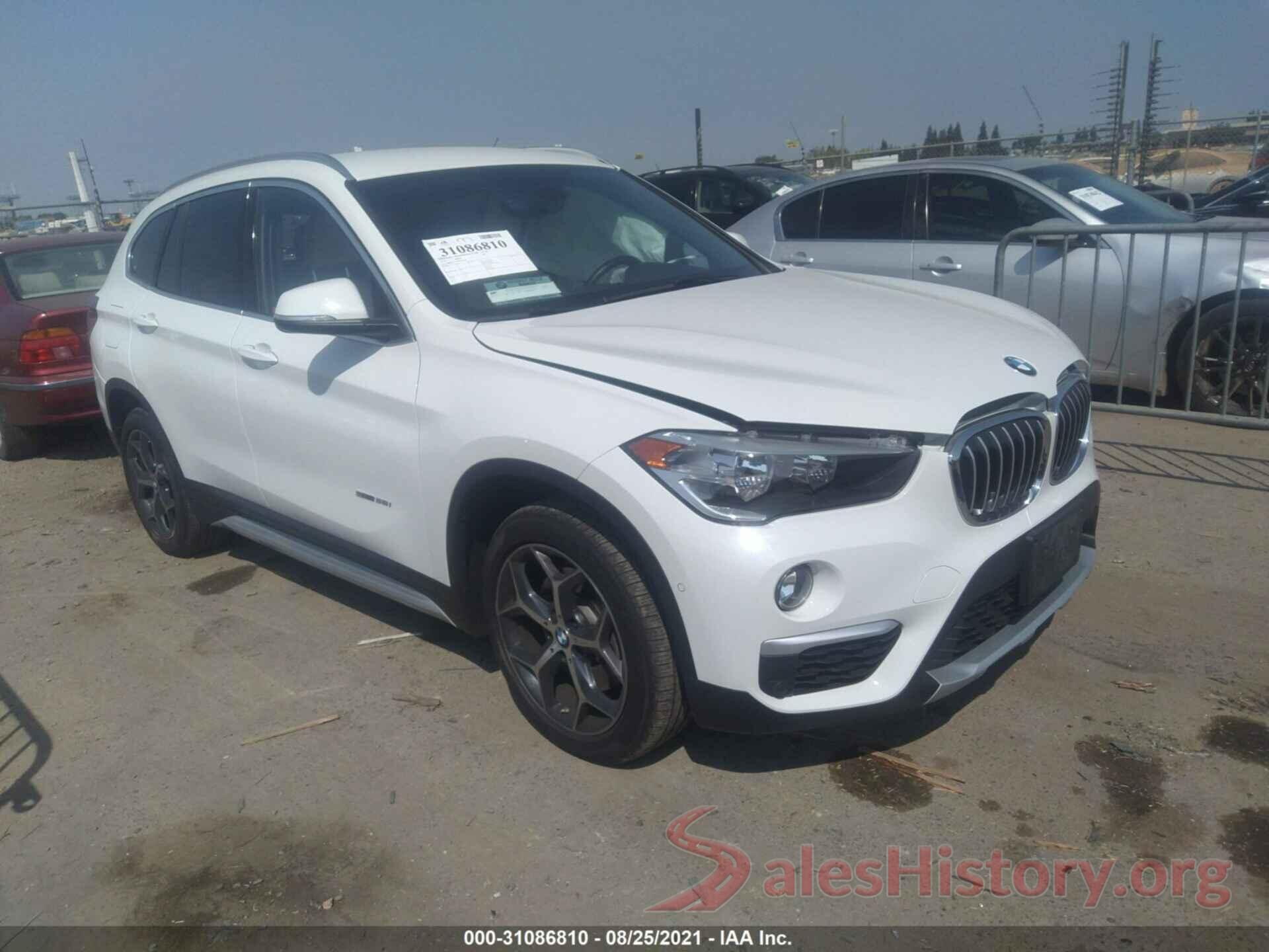 WBXHU7C30J5H44679 2018 BMW X1