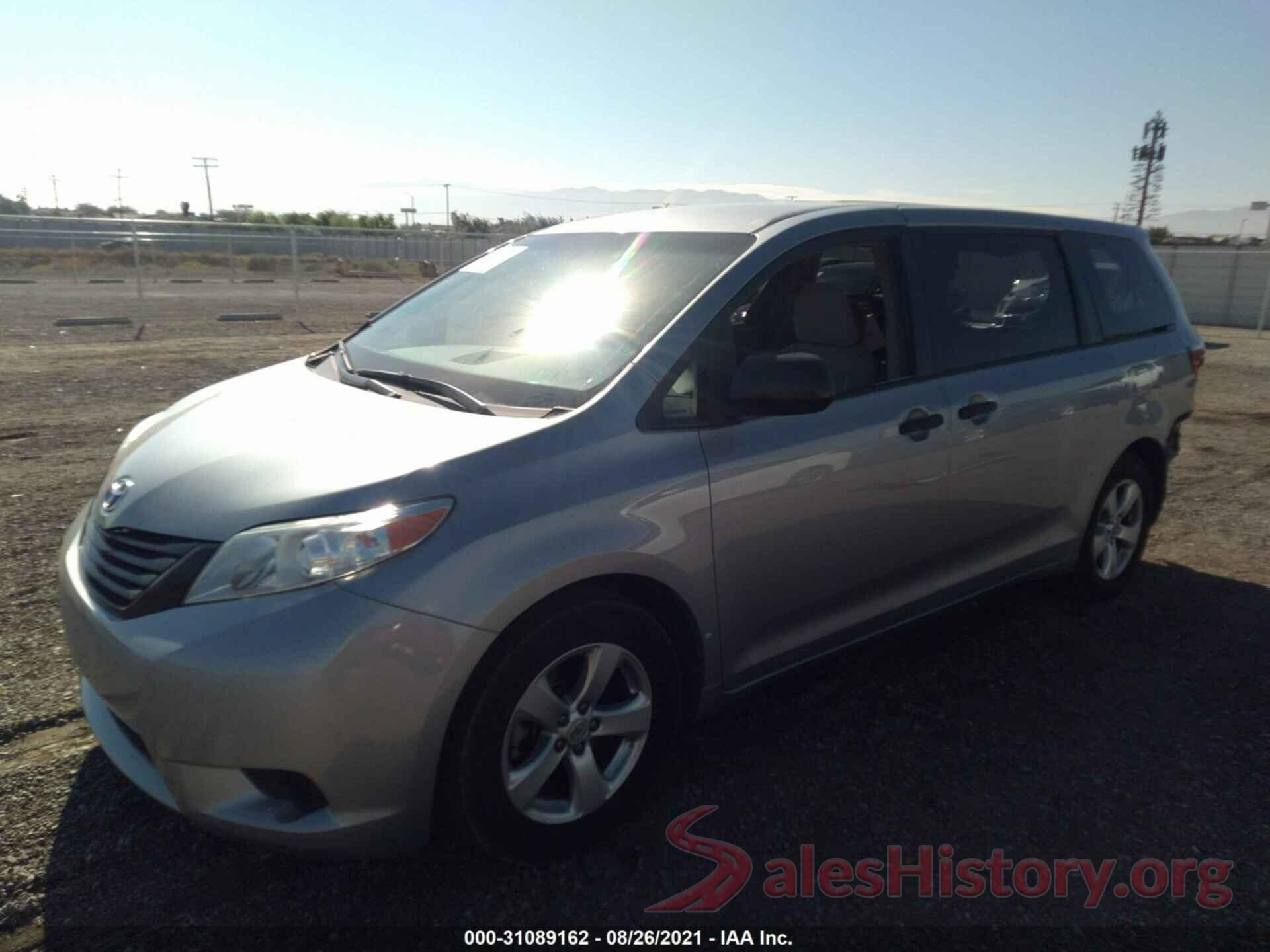 5TDZZ3DC8HS824257 2017 TOYOTA SIENNA