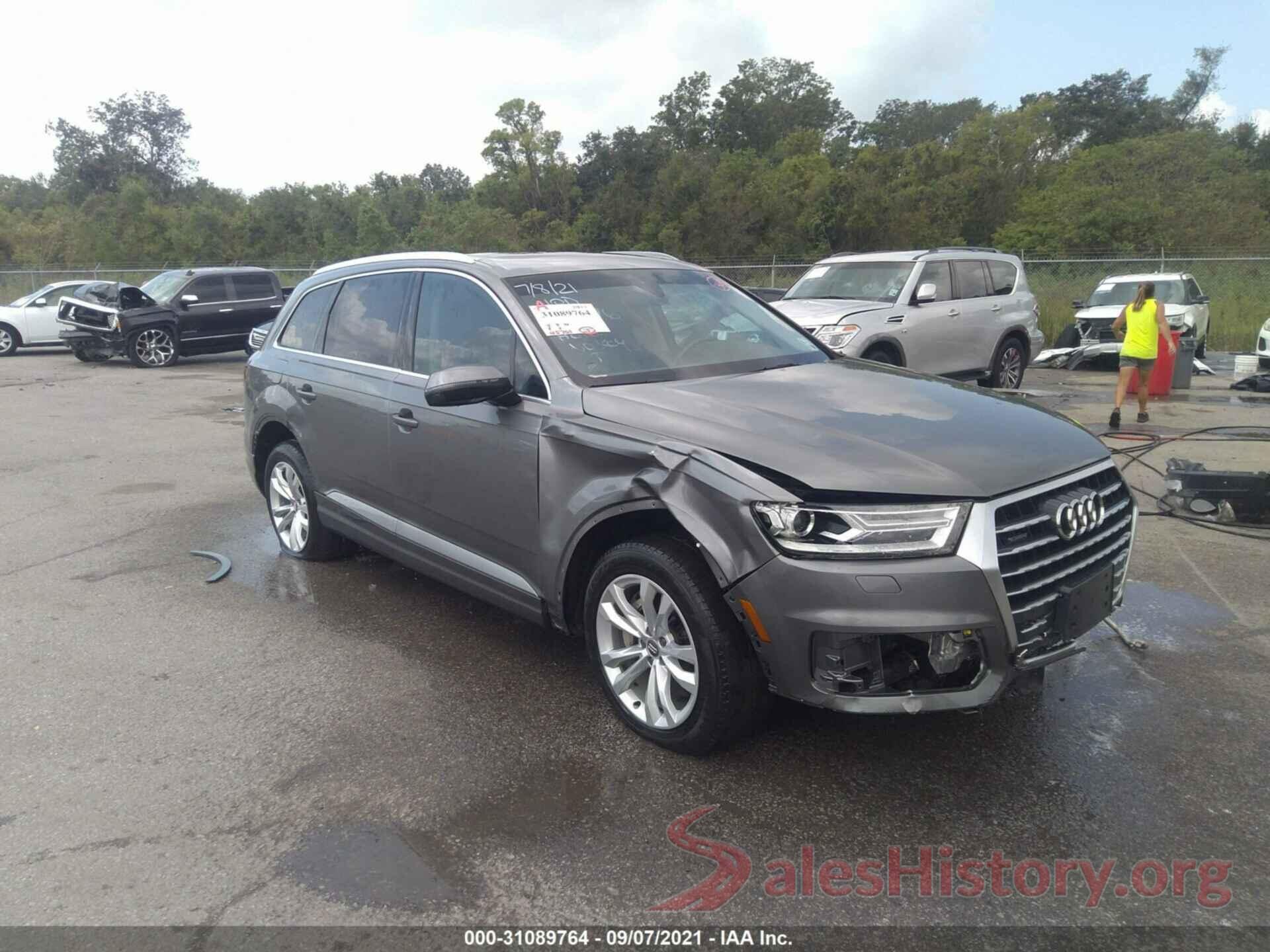 WA1AHAF78HD046004 2017 AUDI Q7