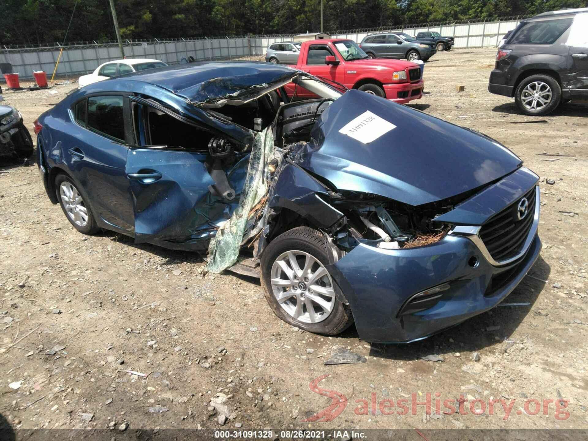 3MZBN1U72JM214216 2018 MAZDA MAZDA3 4-DOOR