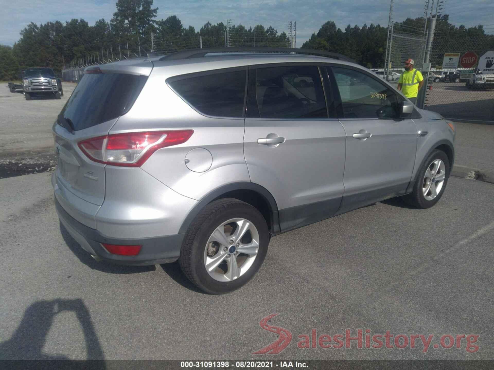 1FMCU0GX5GUB09055 2016 FORD ESCAPE