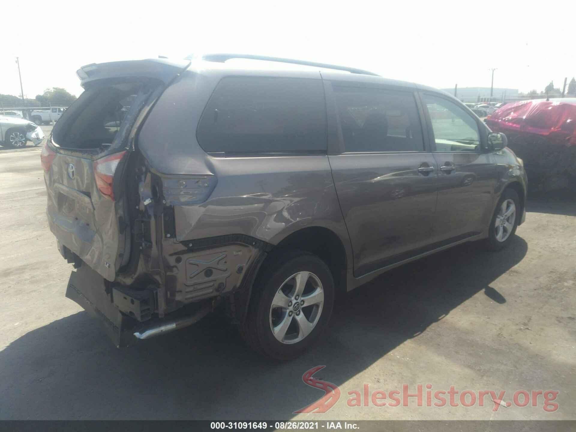 5TDKZ3DC9KS992028 2019 TOYOTA SIENNA