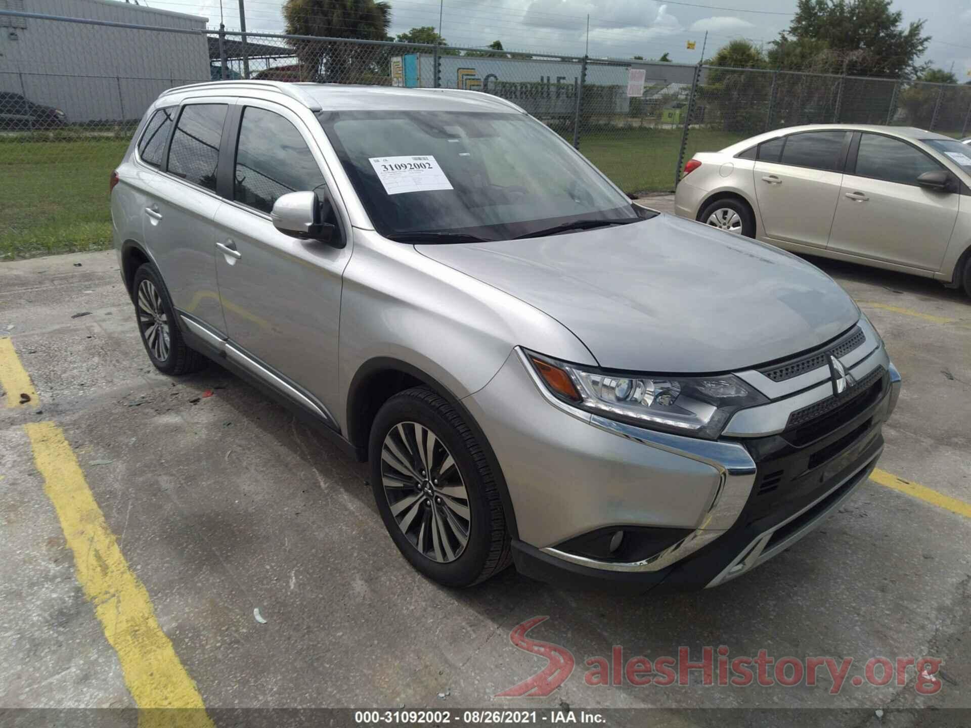 JA4AD3A31LZ029701 2020 MITSUBISHI OUTLANDER