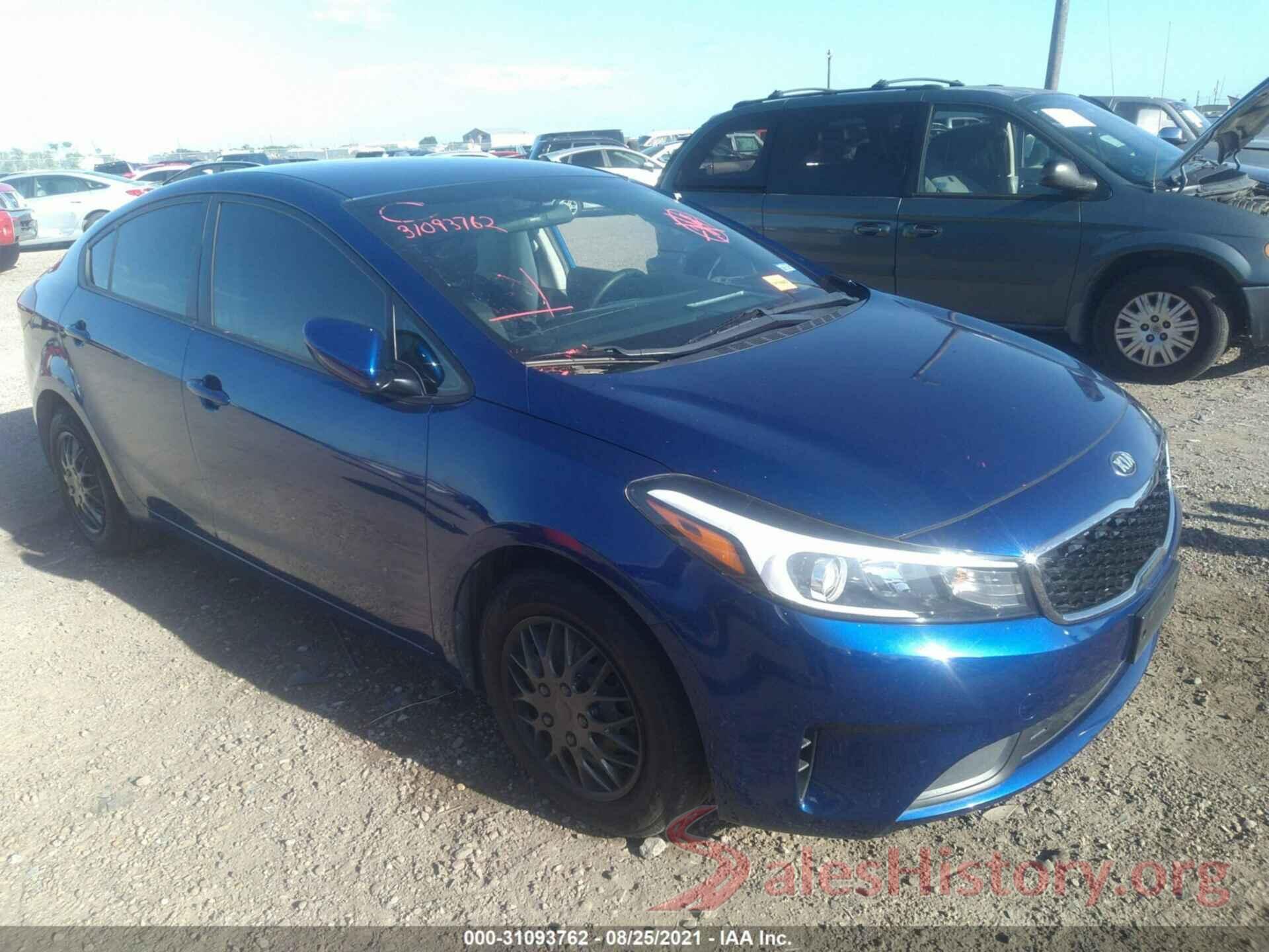 3KPFK4A79JE165397 2018 KIA FORTE