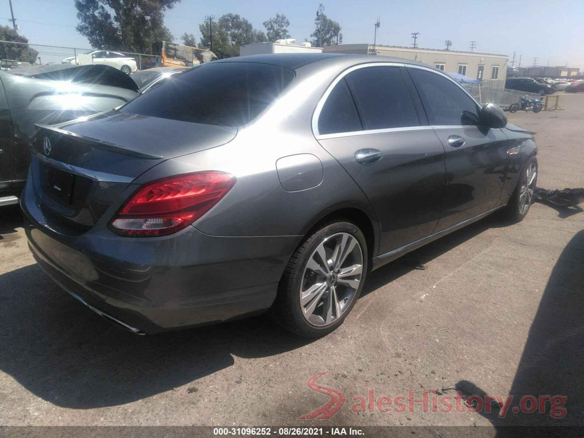 WDDWF4JB8JR352522 2018 MERCEDES-BENZ C-CLASS