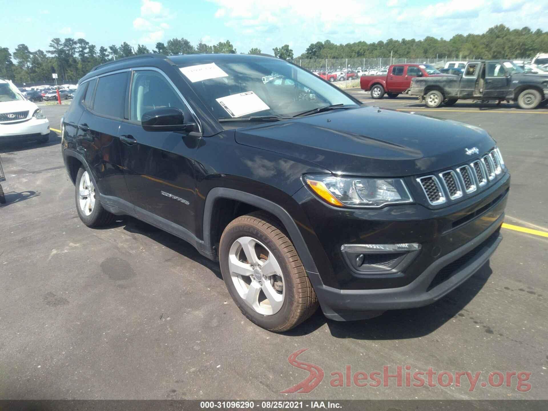 3C4NJDBB7JT136512 2018 JEEP COMPASS