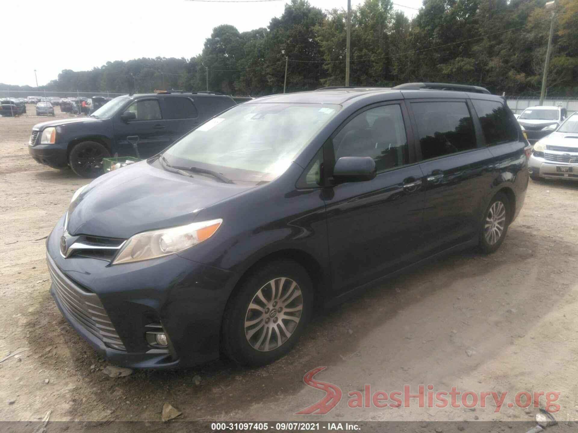 5TDYZ3DC3KS999860 2019 TOYOTA SIENNA