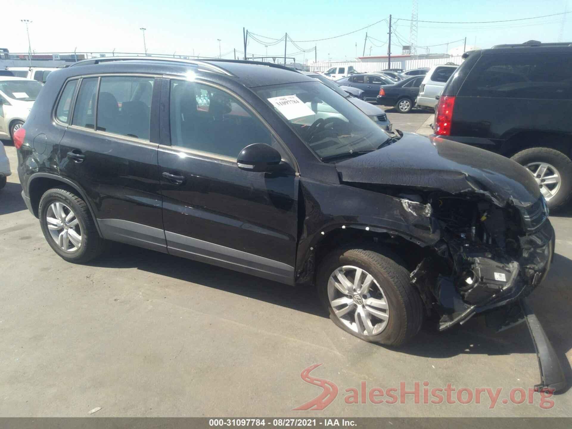 WVGAV7AX0HK028709 2017 VOLKSWAGEN TIGUAN