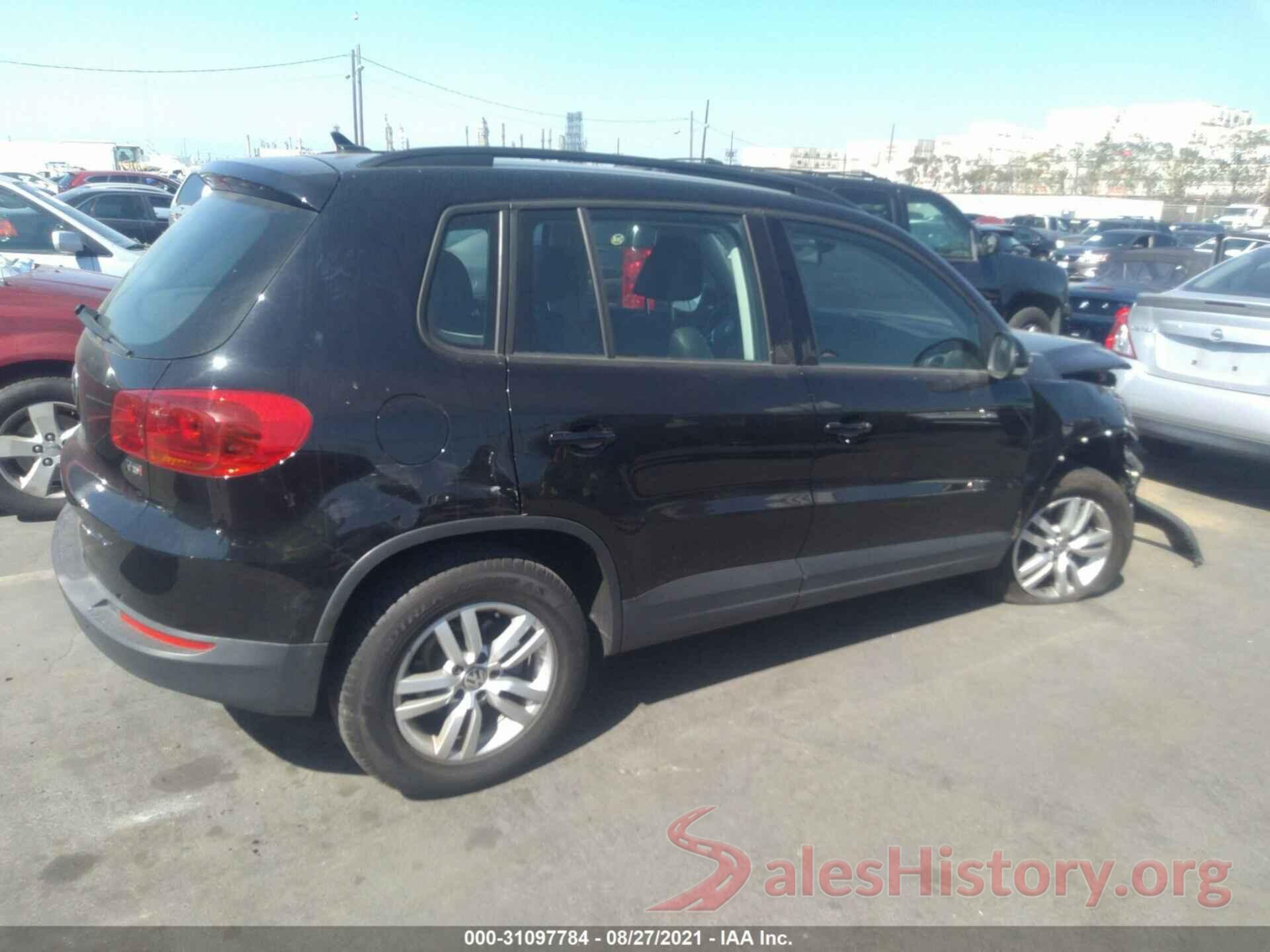 WVGAV7AX0HK028709 2017 VOLKSWAGEN TIGUAN