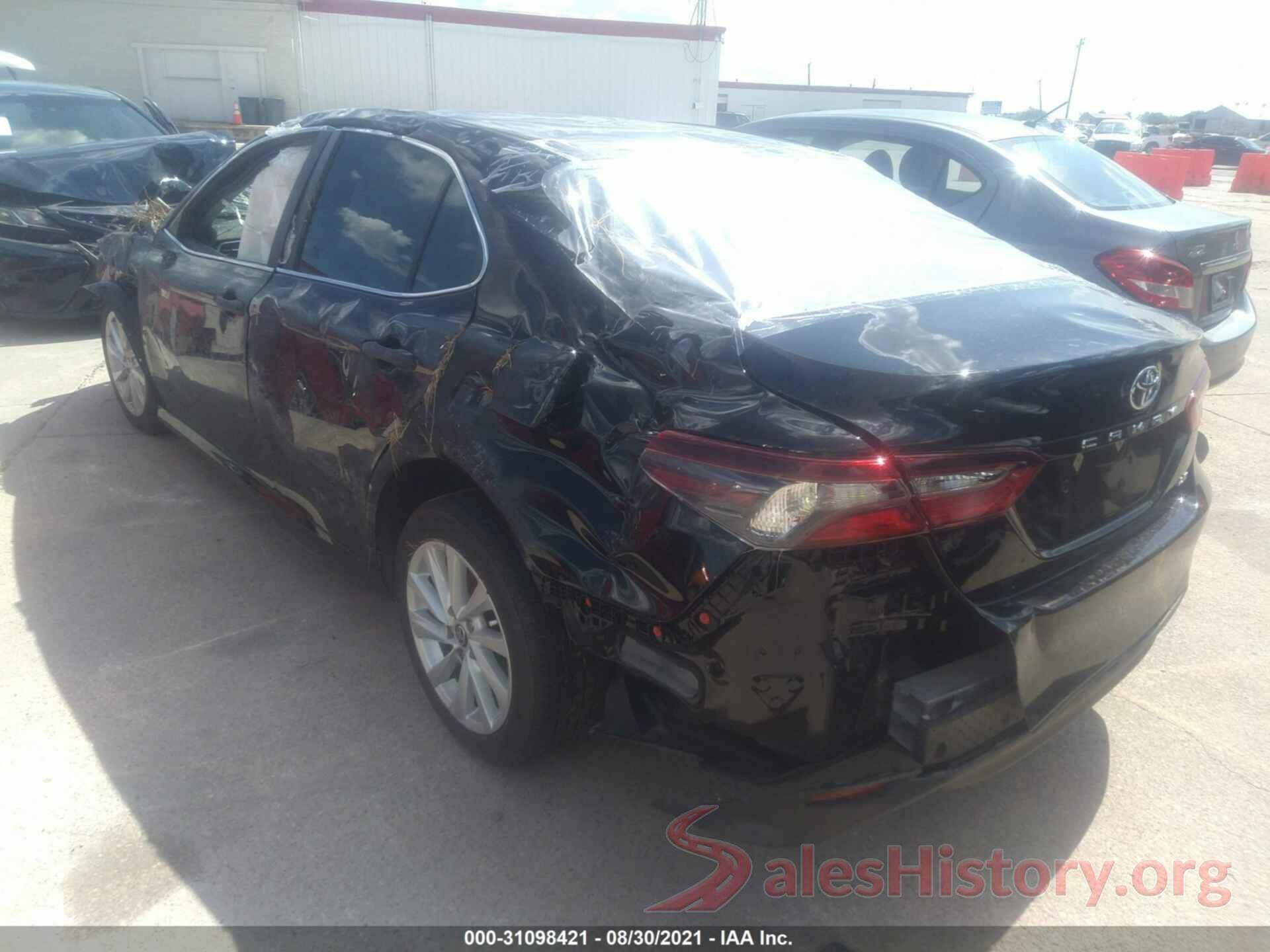 4T1C11AK2MU433488 2021 TOYOTA CAMRY