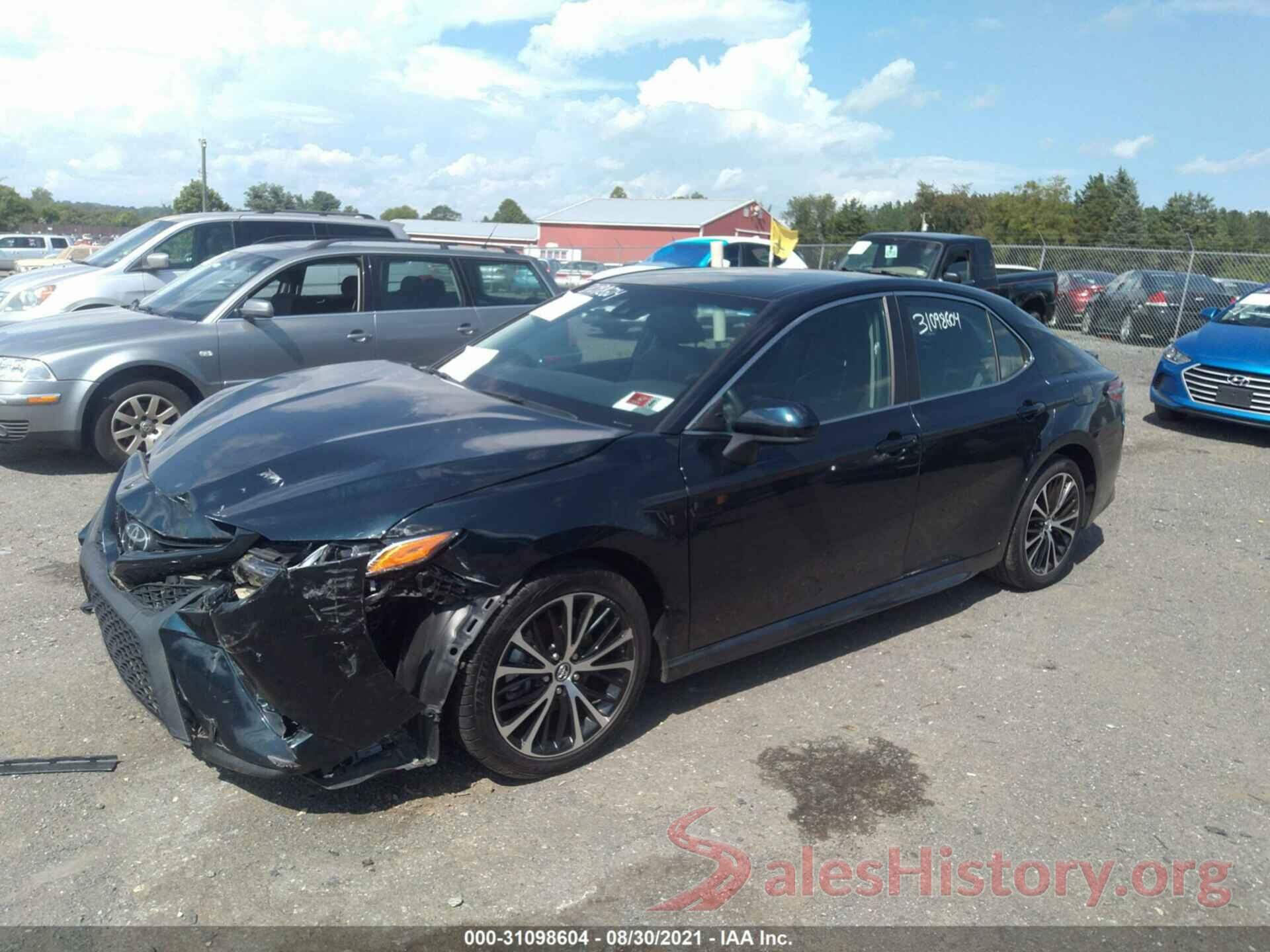 4T1B11HK6JU525149 2018 TOYOTA CAMRY