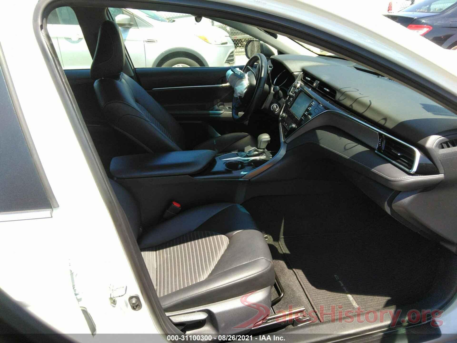 4T1B11HK1JU603322 2018 TOYOTA CAMRY