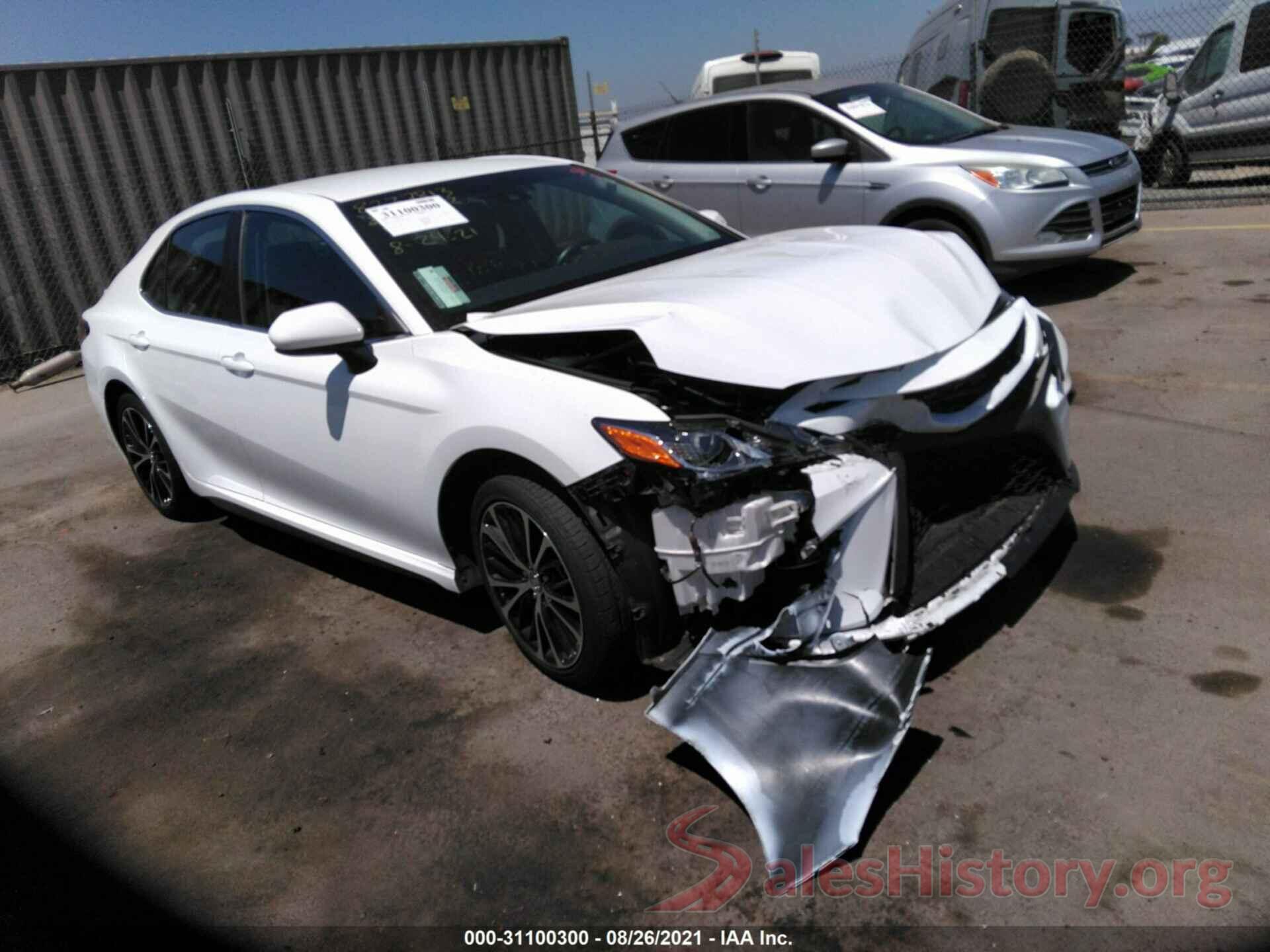 4T1B11HK1JU603322 2018 TOYOTA CAMRY