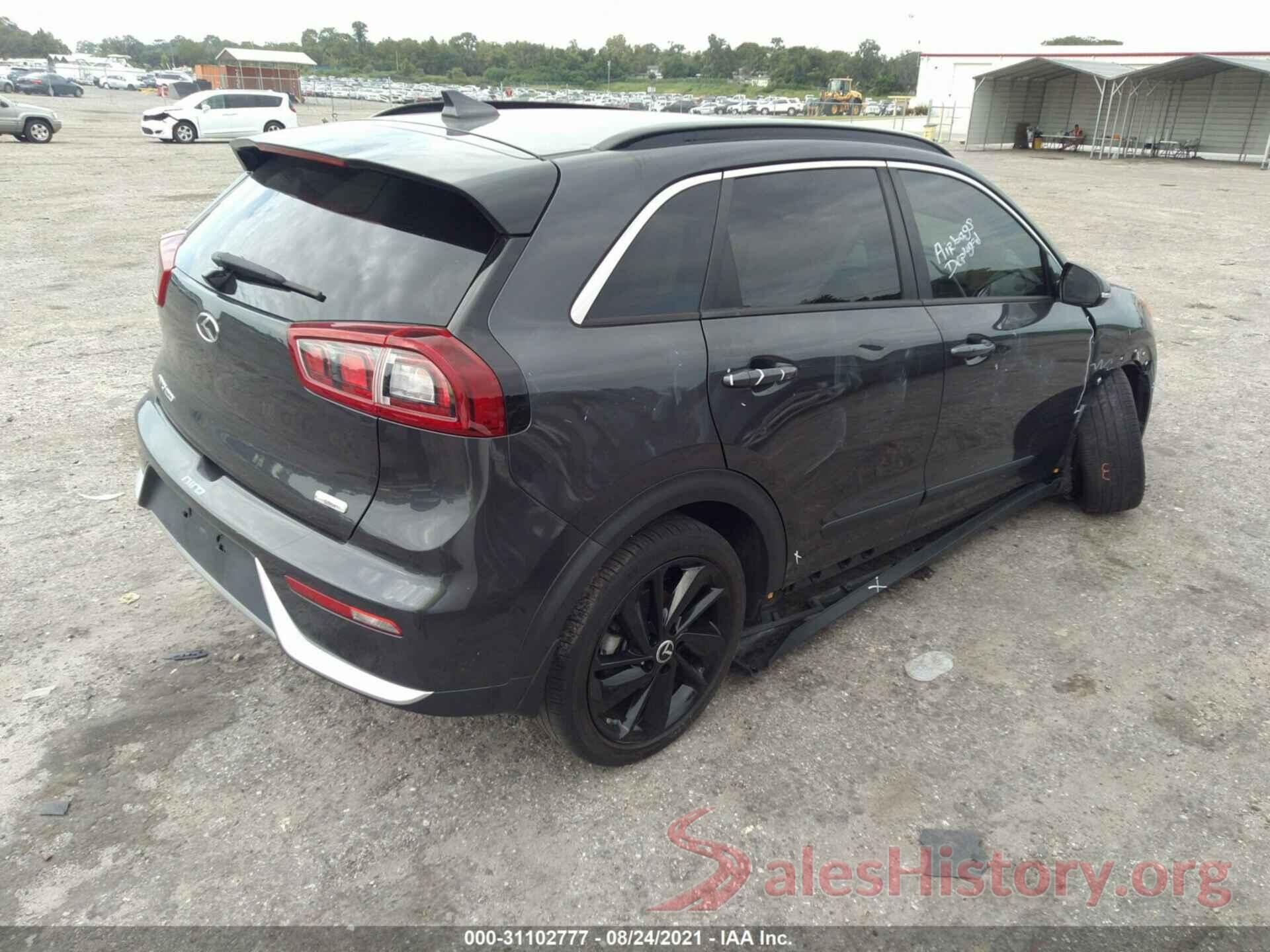 KNDCC3LCXJ5135051 2018 KIA NIRO