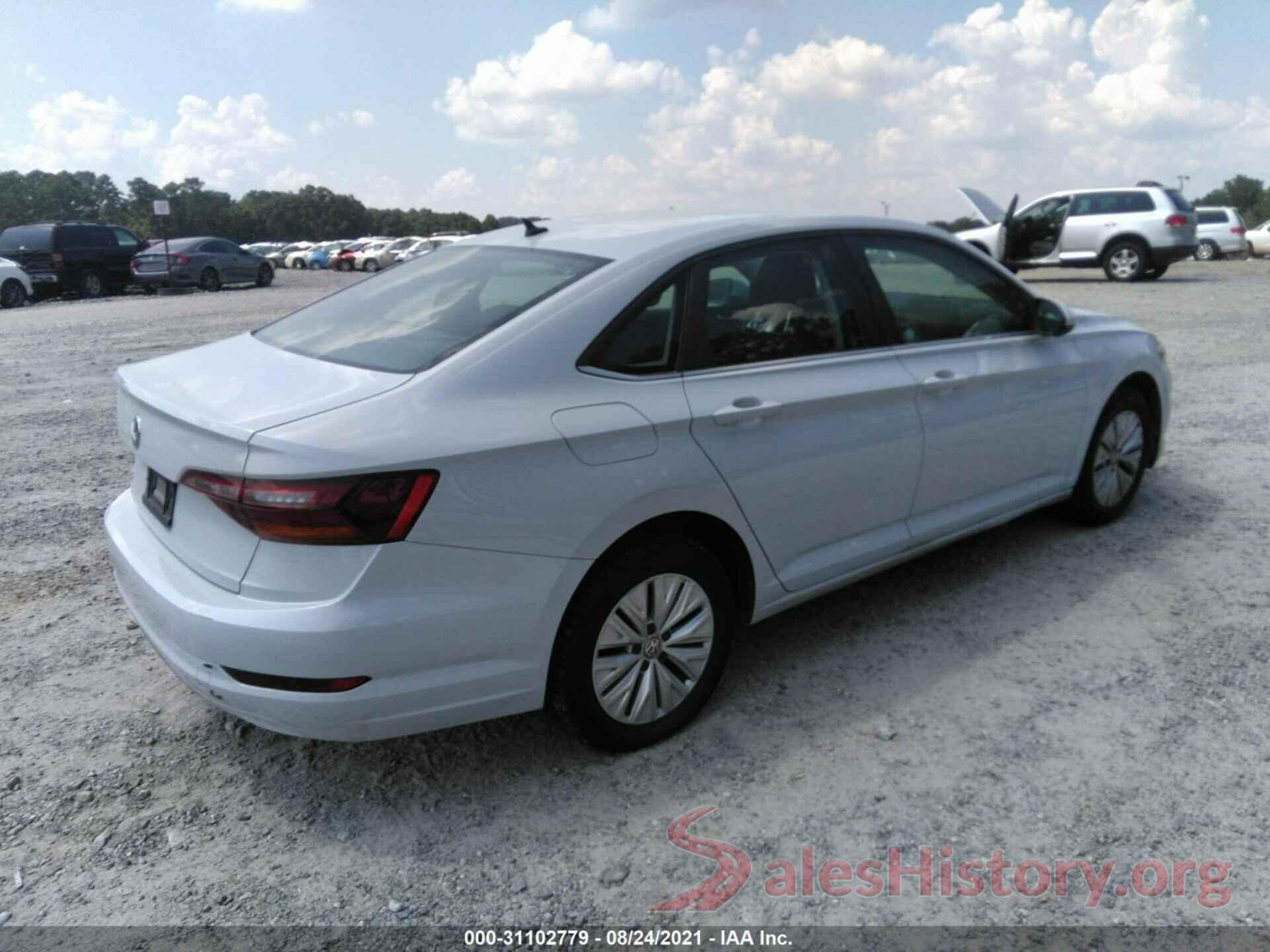 3VWC57BUXKM143817 2019 VOLKSWAGEN JETTA